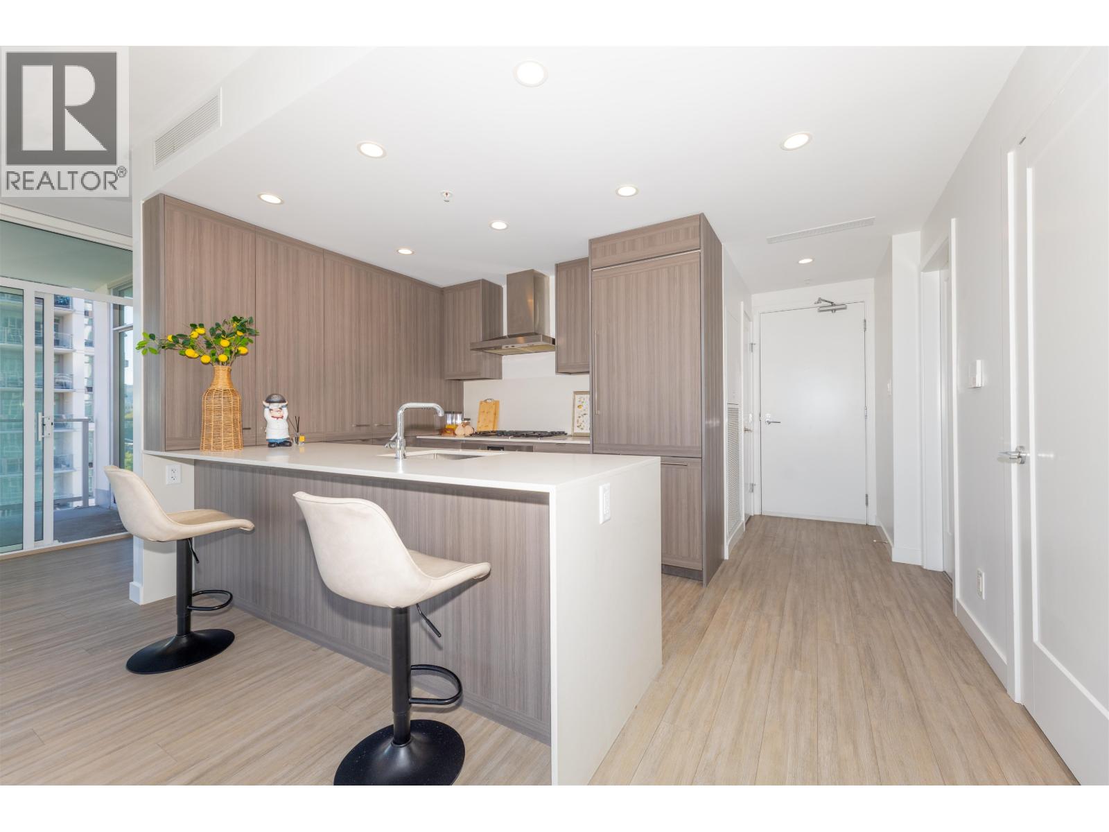 1206 2311 Beta Avenue Property Photo 8