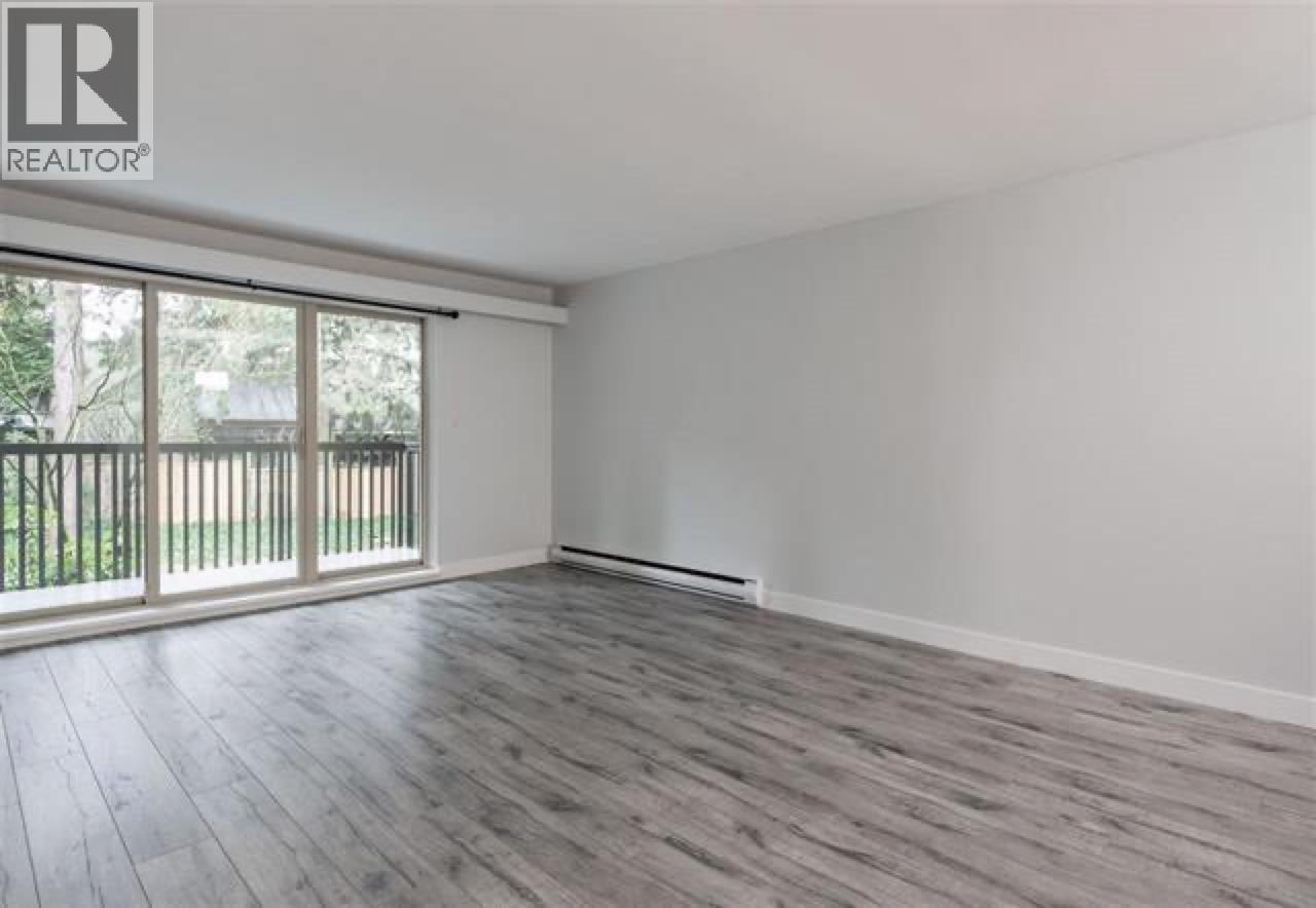 419 9867 Manchester Drive Property Photo 13