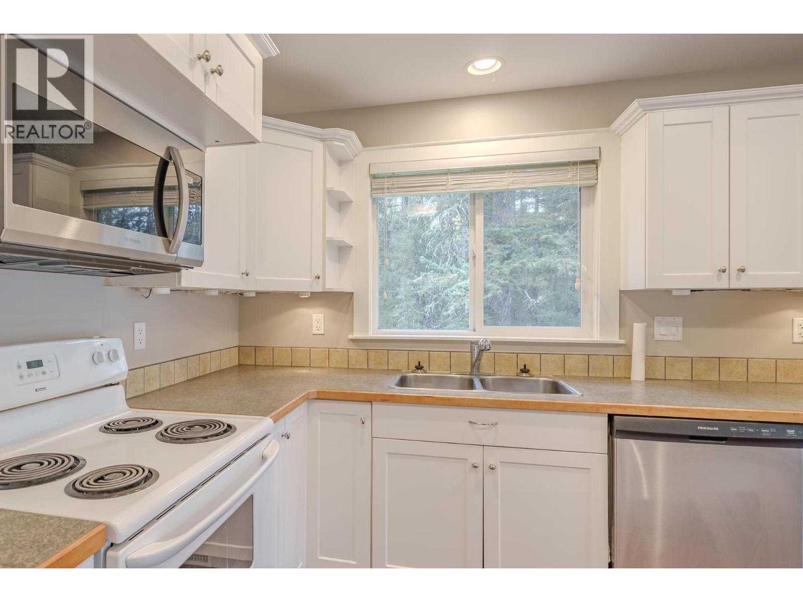 4931 Kyllo Road Property Photo 15