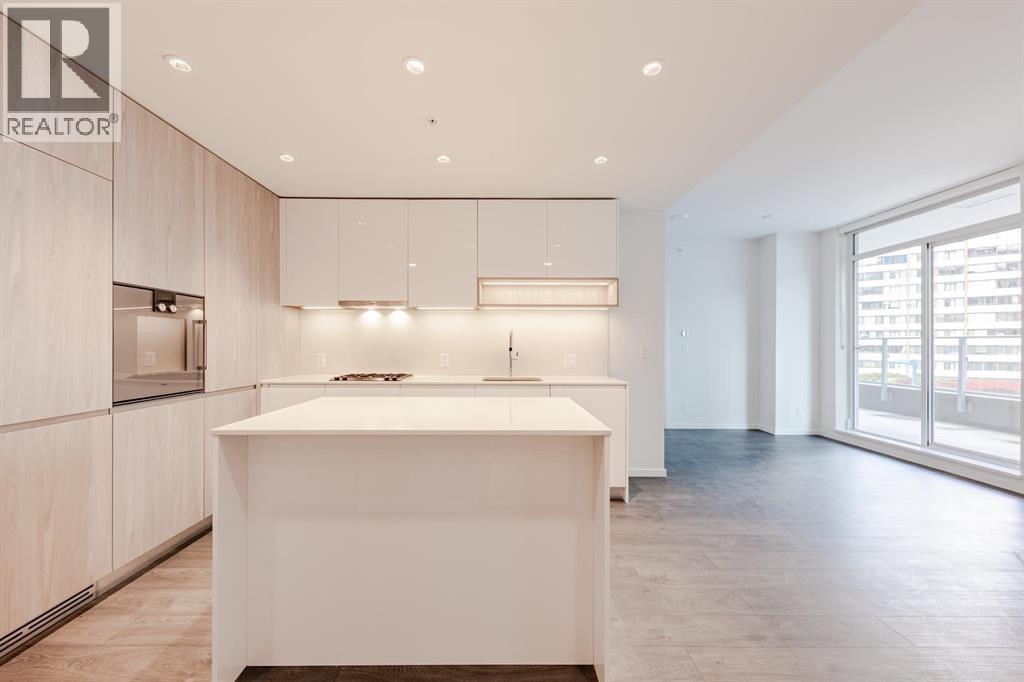 203 6788 Minoru Boulevard Property Photo 2