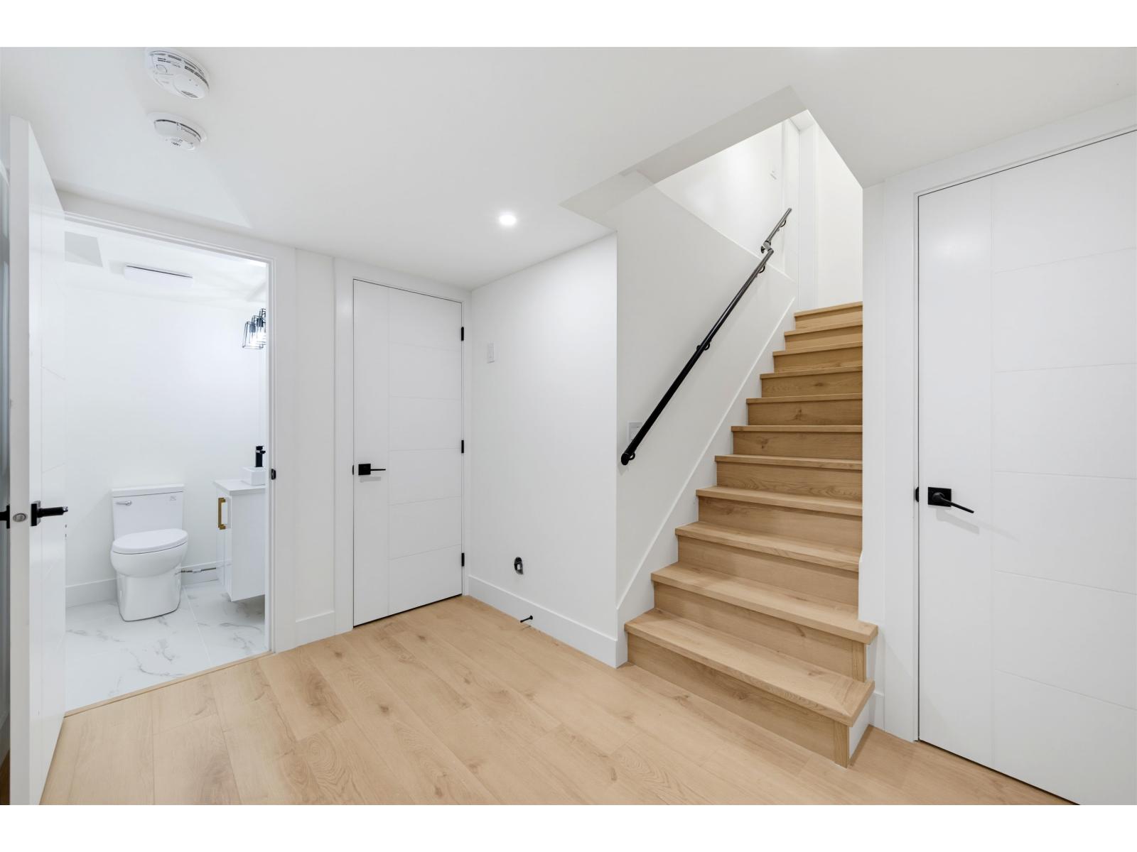 1 19128 61a Avenue Property Photo 31