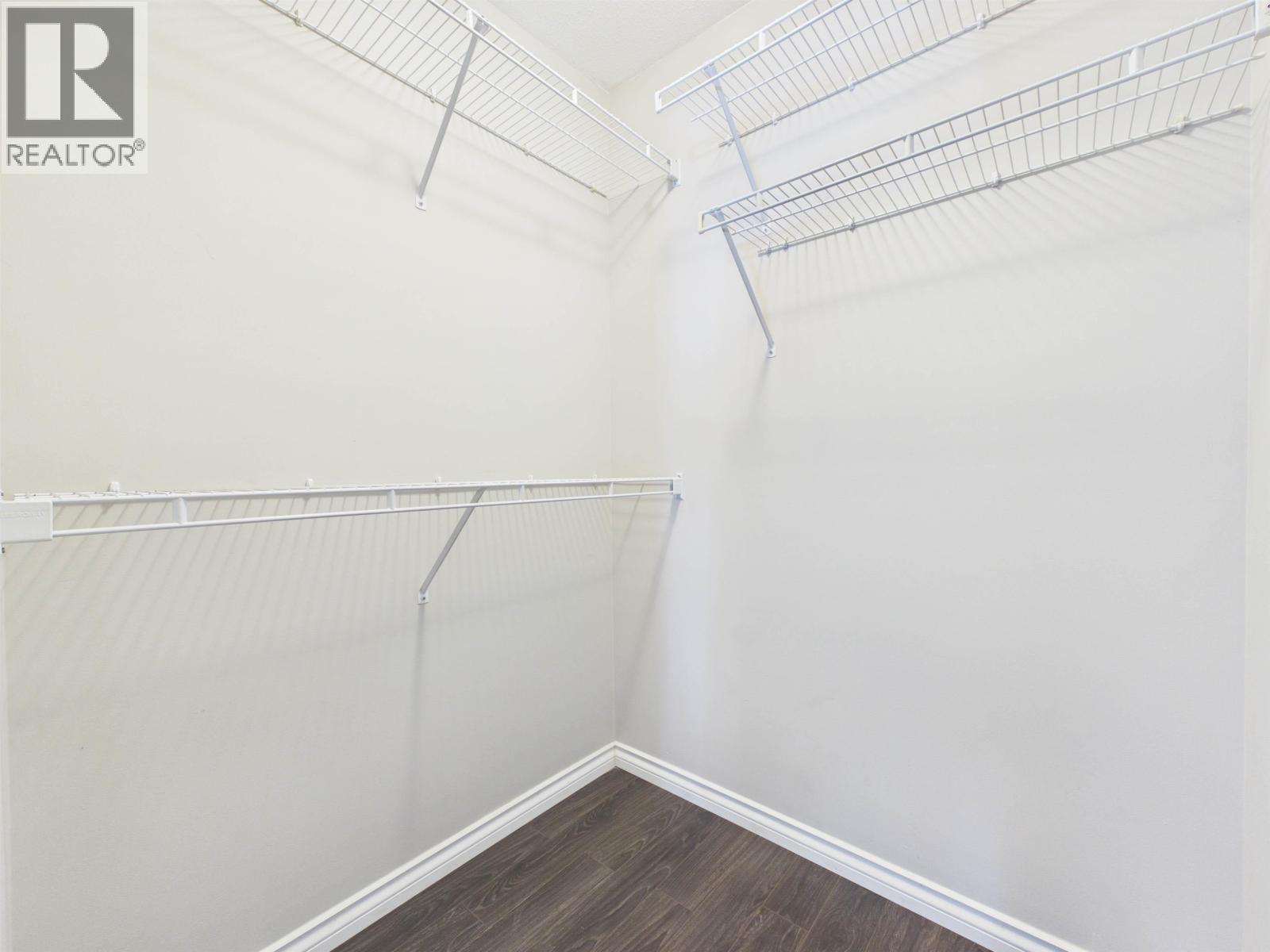 215 12931 Railway Ave Avenue Property Photo 17