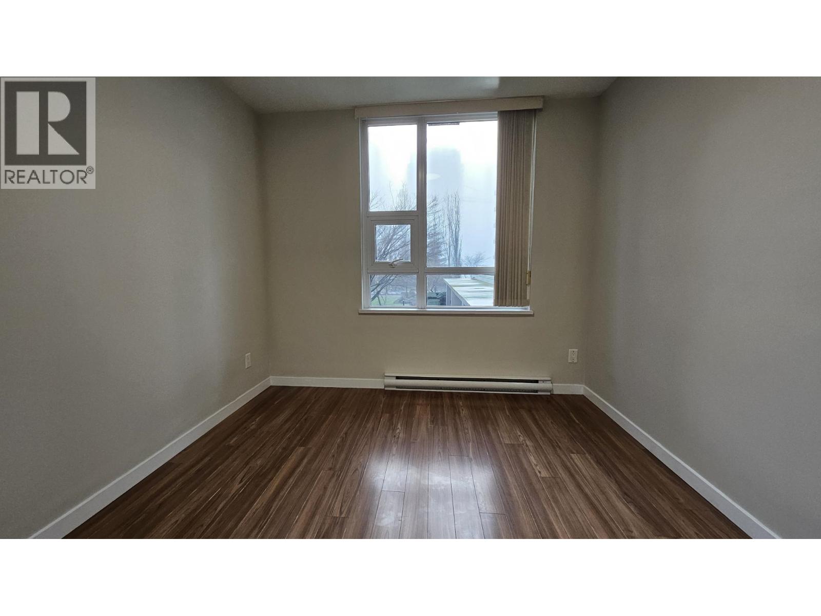 403 2200 Douglas Road Property Photo 12