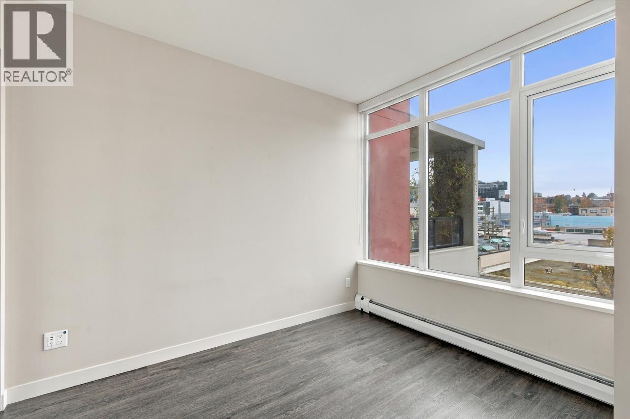 402 1788 Ontario Street Property Photo 18