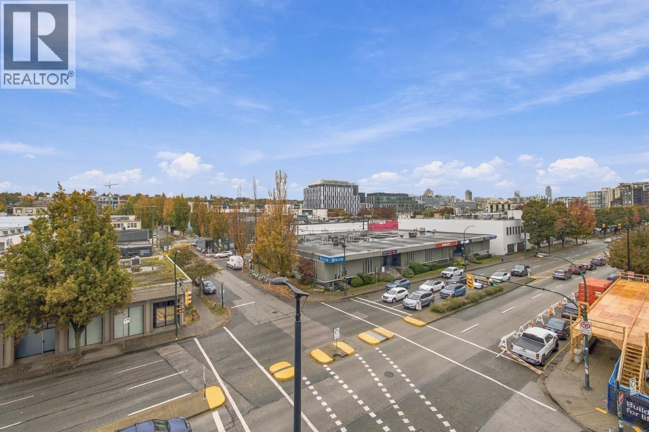 402 1788 Ontario Street Property Photo 23