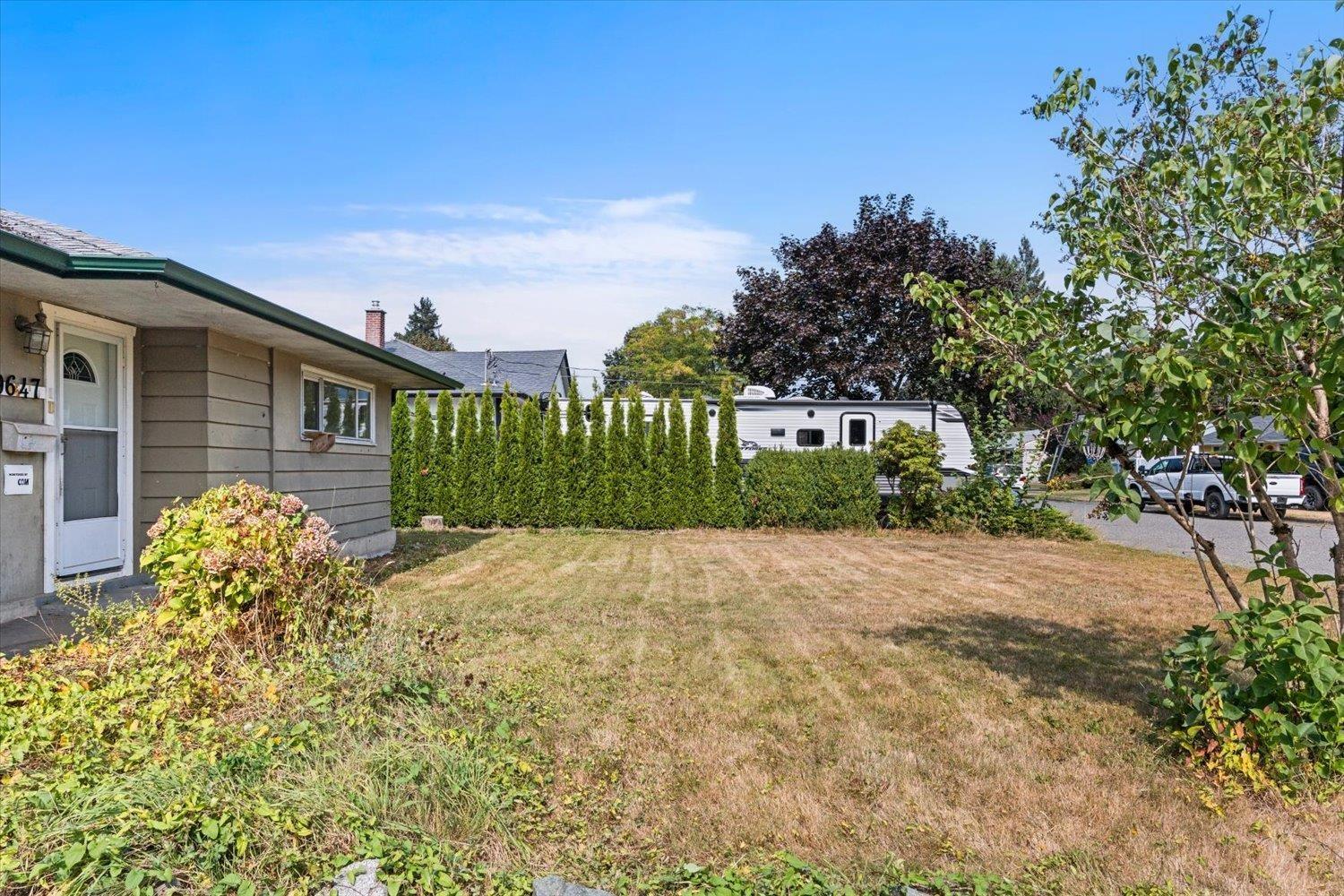 9647 Windsor Street Property Photo 17