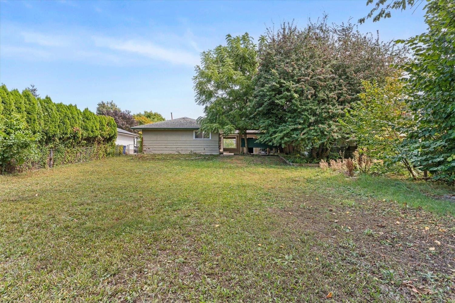 9647 Windsor Street Property Photo 19