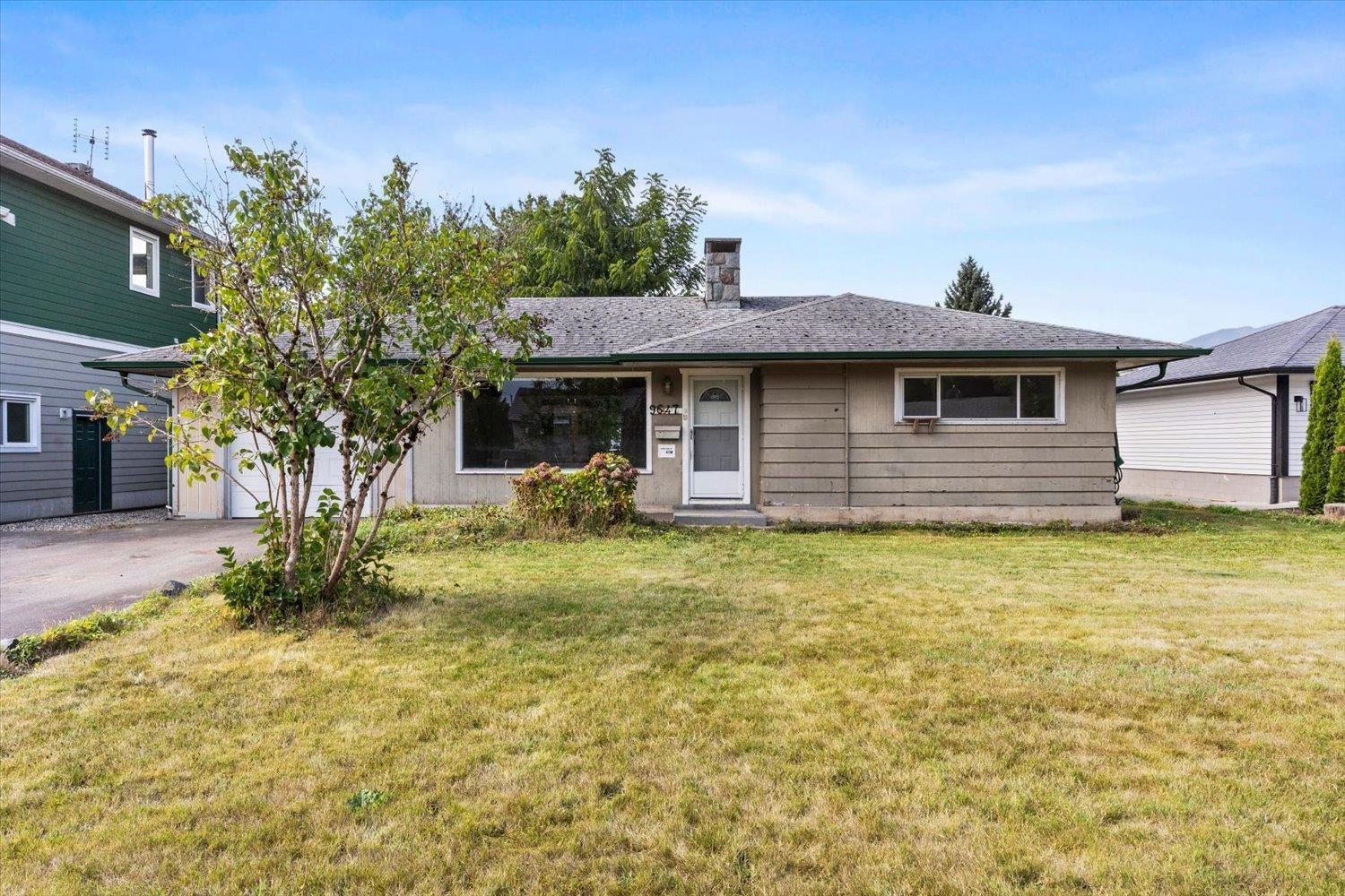 9647 Windsor Street Property Photo 21