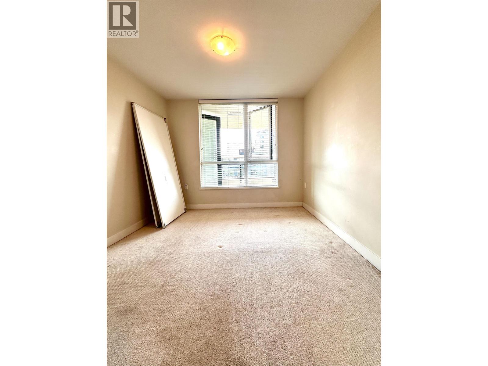 503 160 W 3rd Street Property Photo 17