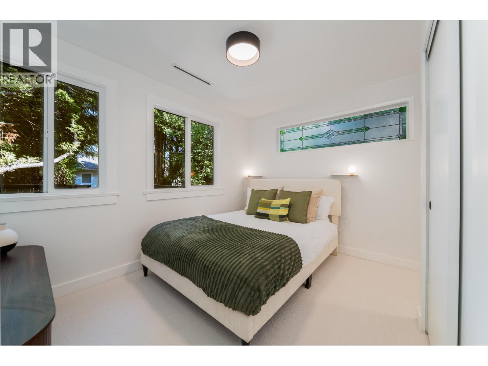 2280 Blenheim Street Property Photo 8