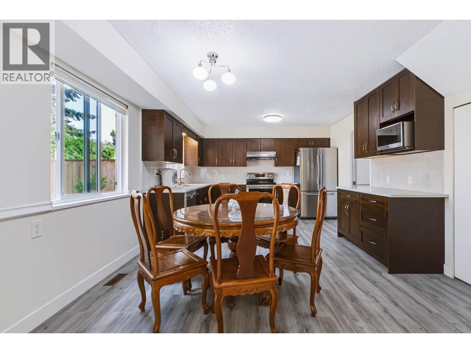10680 Hollymount Drive Property Photo 16
