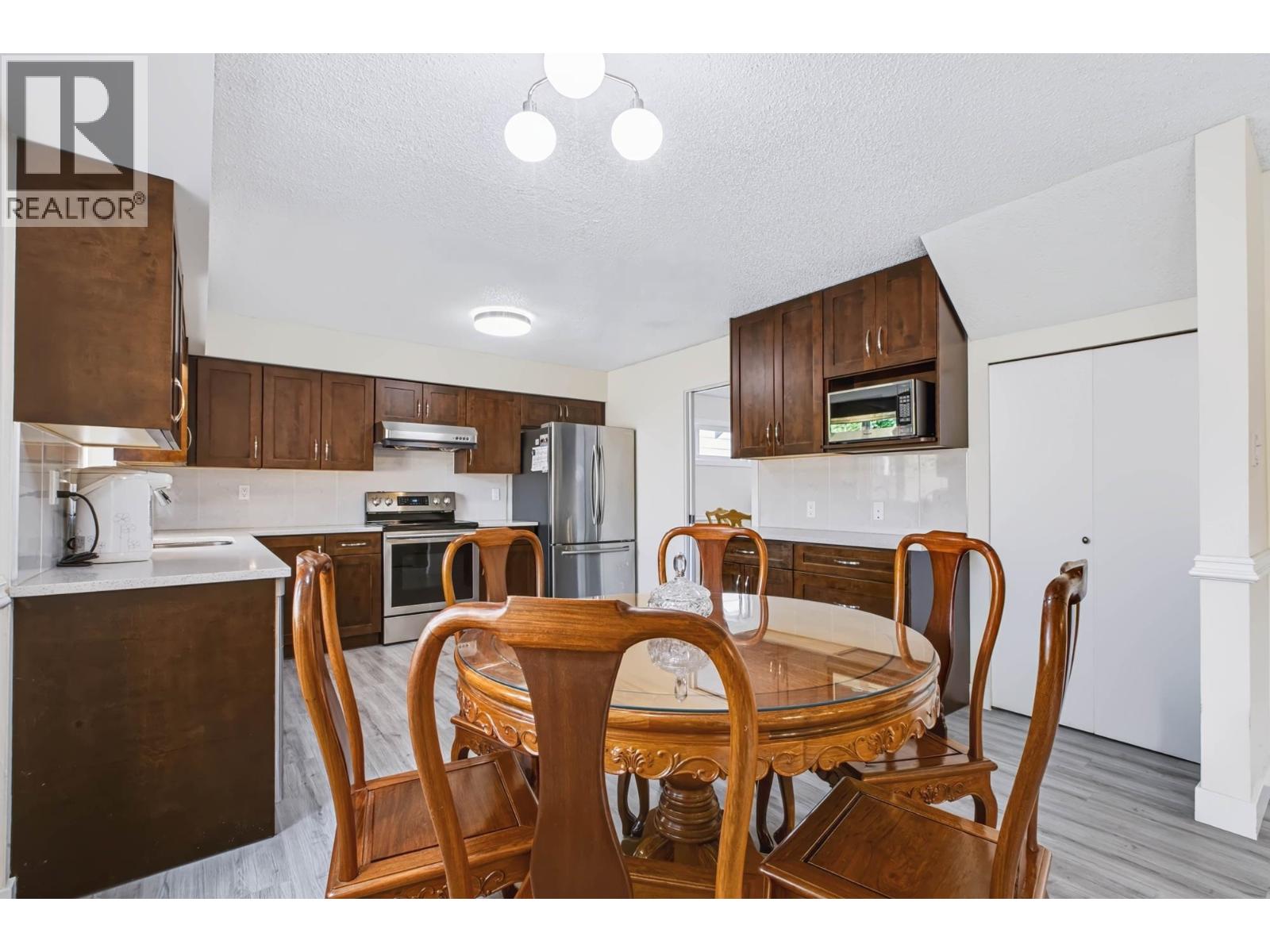 10680 Hollymount Drive Property Photo 18