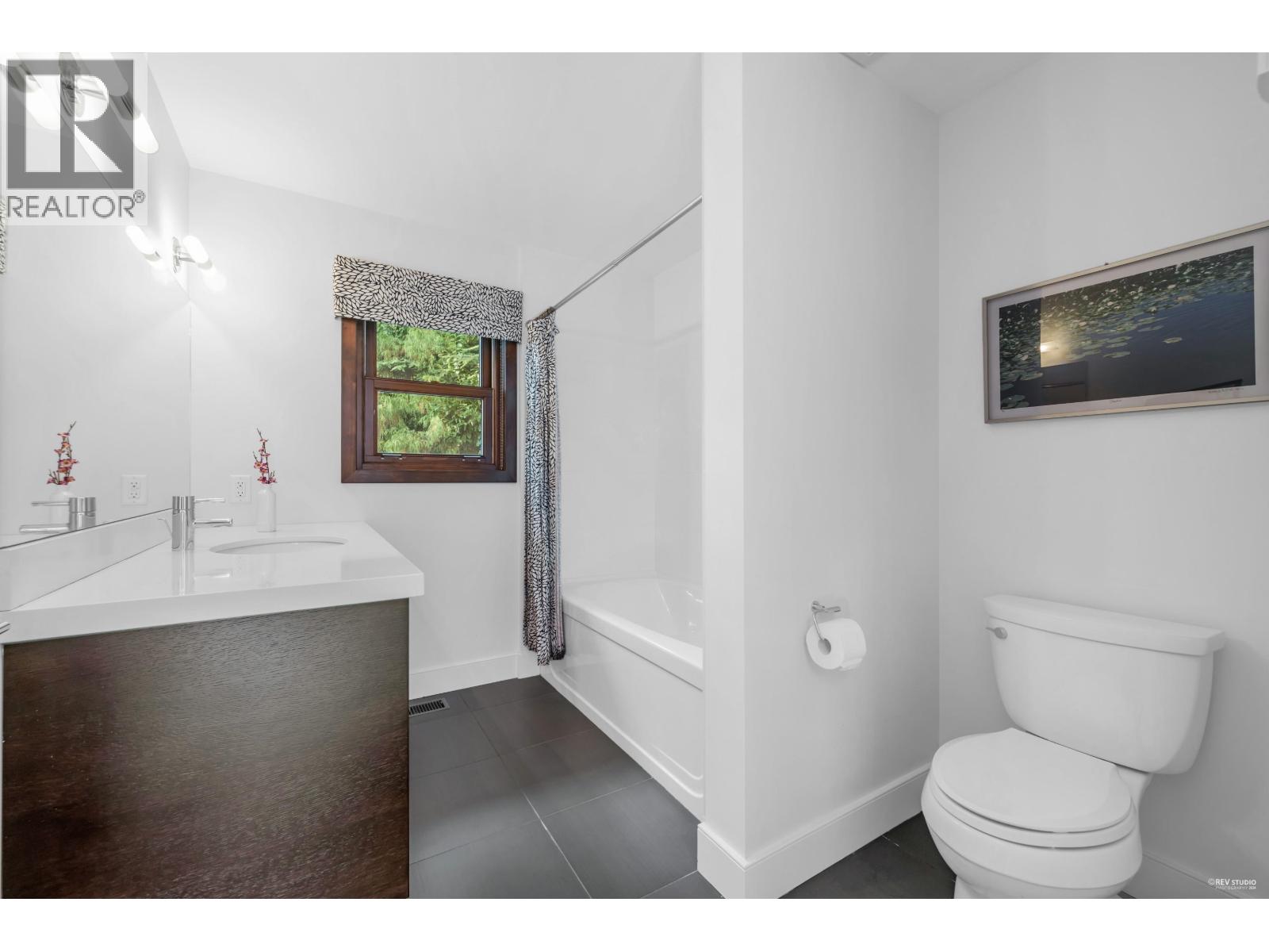 4742 Caulfeild Drive Property Photo 30