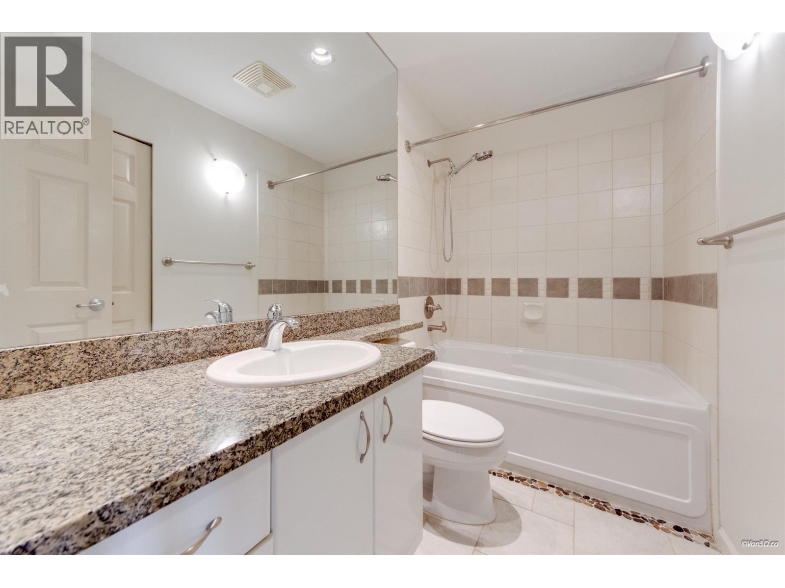 319 580 Raven Woods Drive Property Photo 15