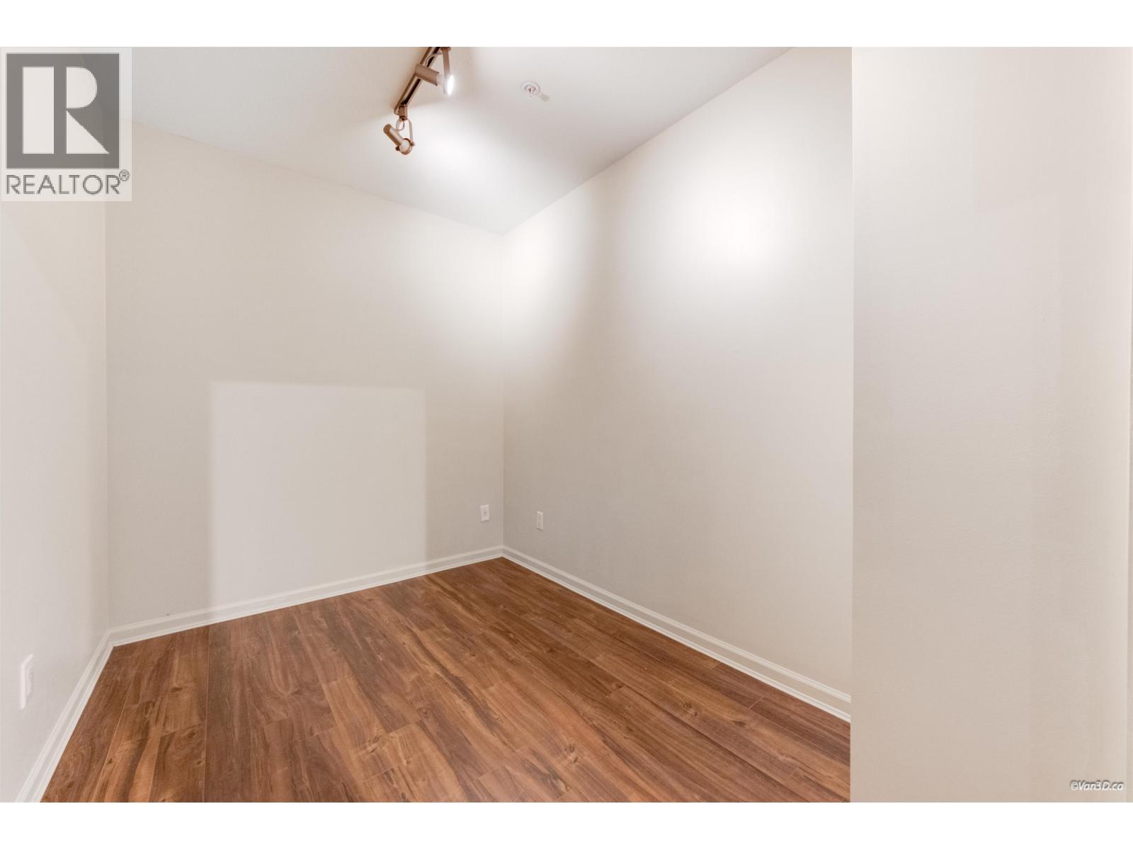 319 580 Raven Woods Drive Property Photo 18