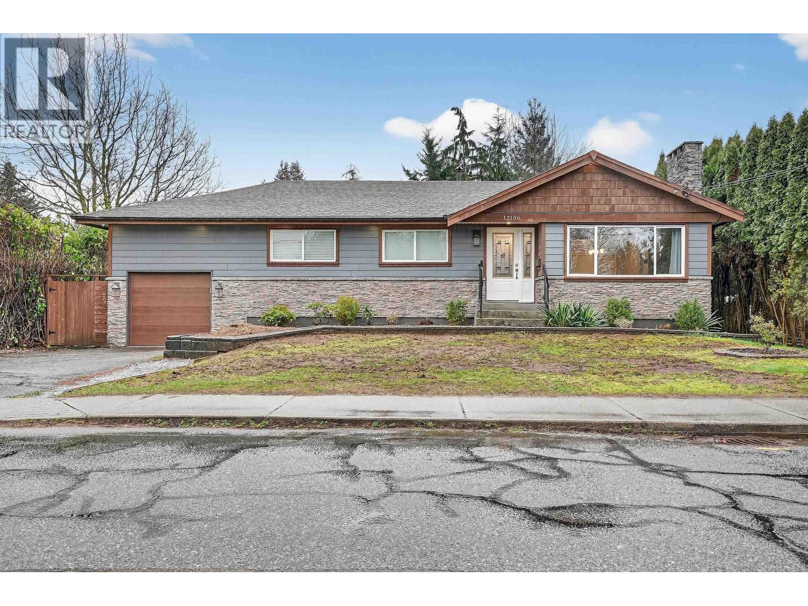 12106 214 Street Property Photo 2