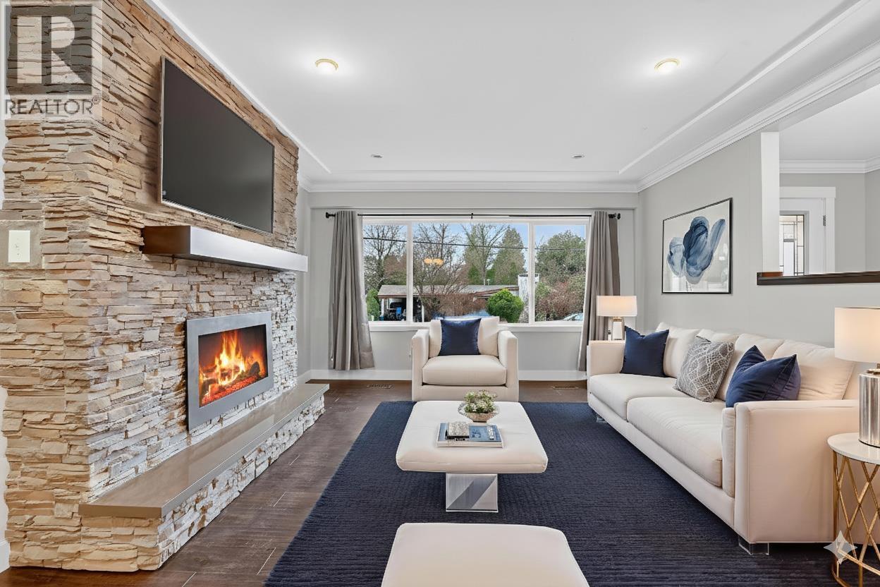 12106 214 Street Property Photo 3