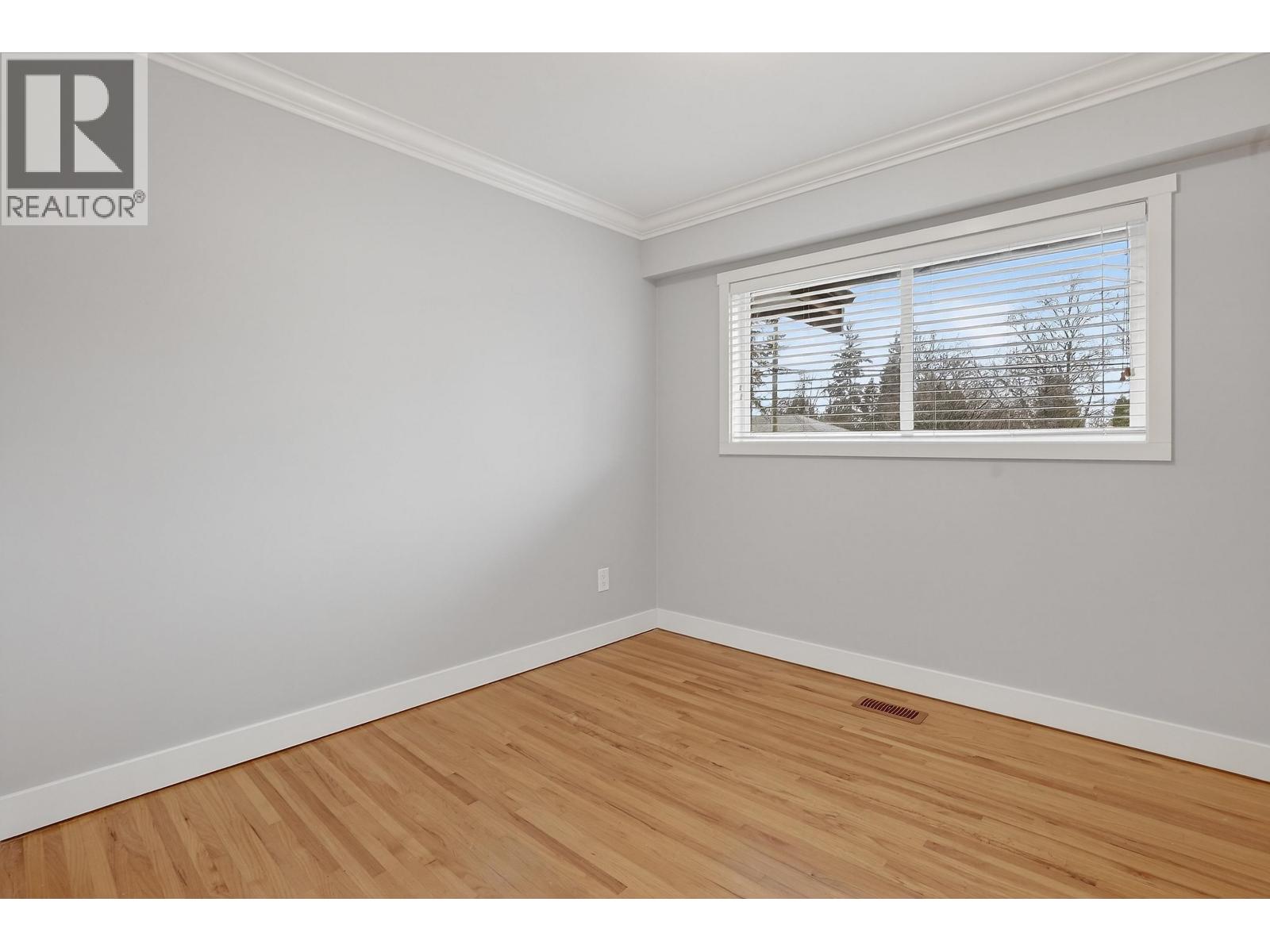 12106 214 Street Property Photo 12