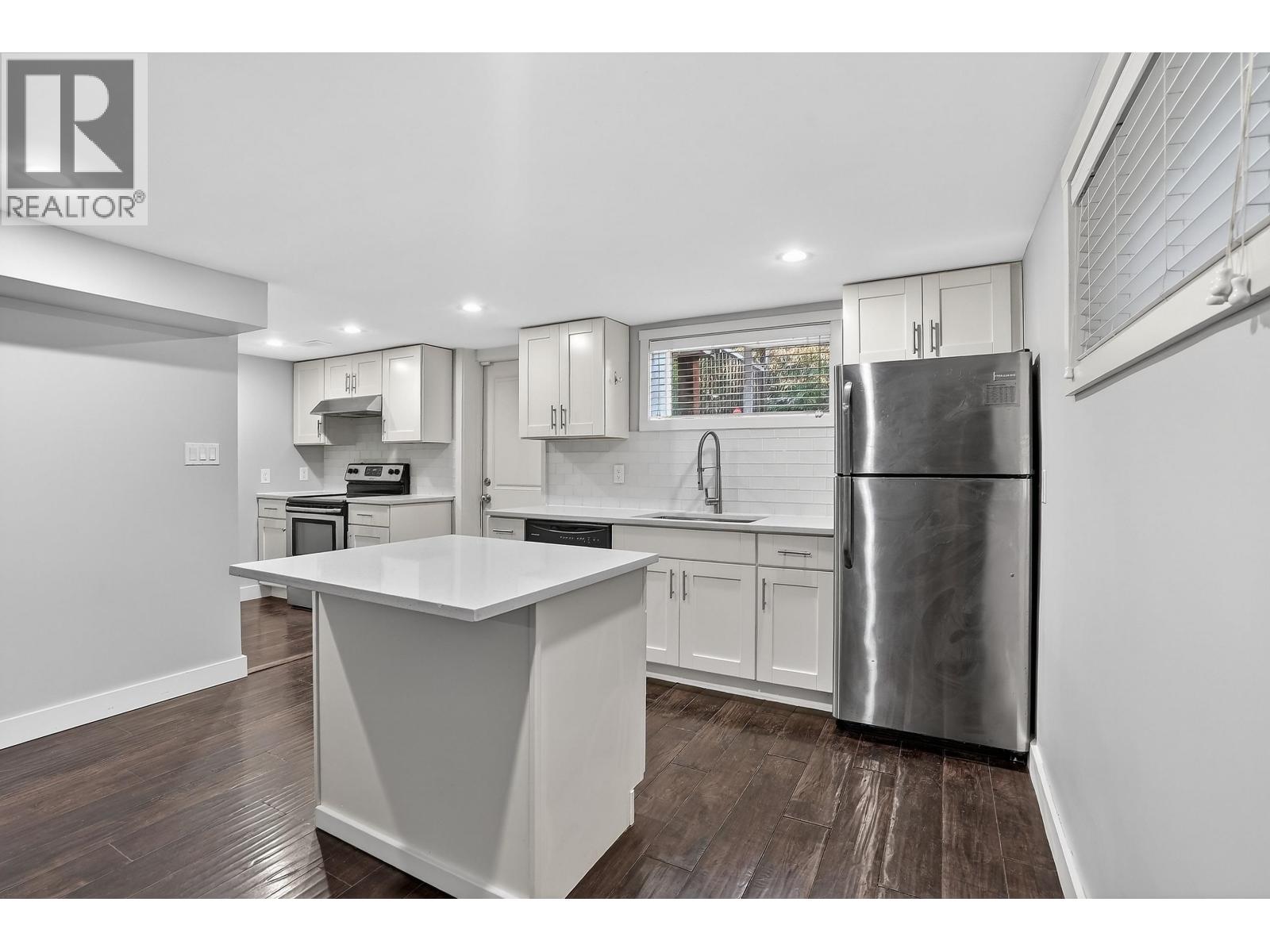 12106 214 Street Property Photo 19