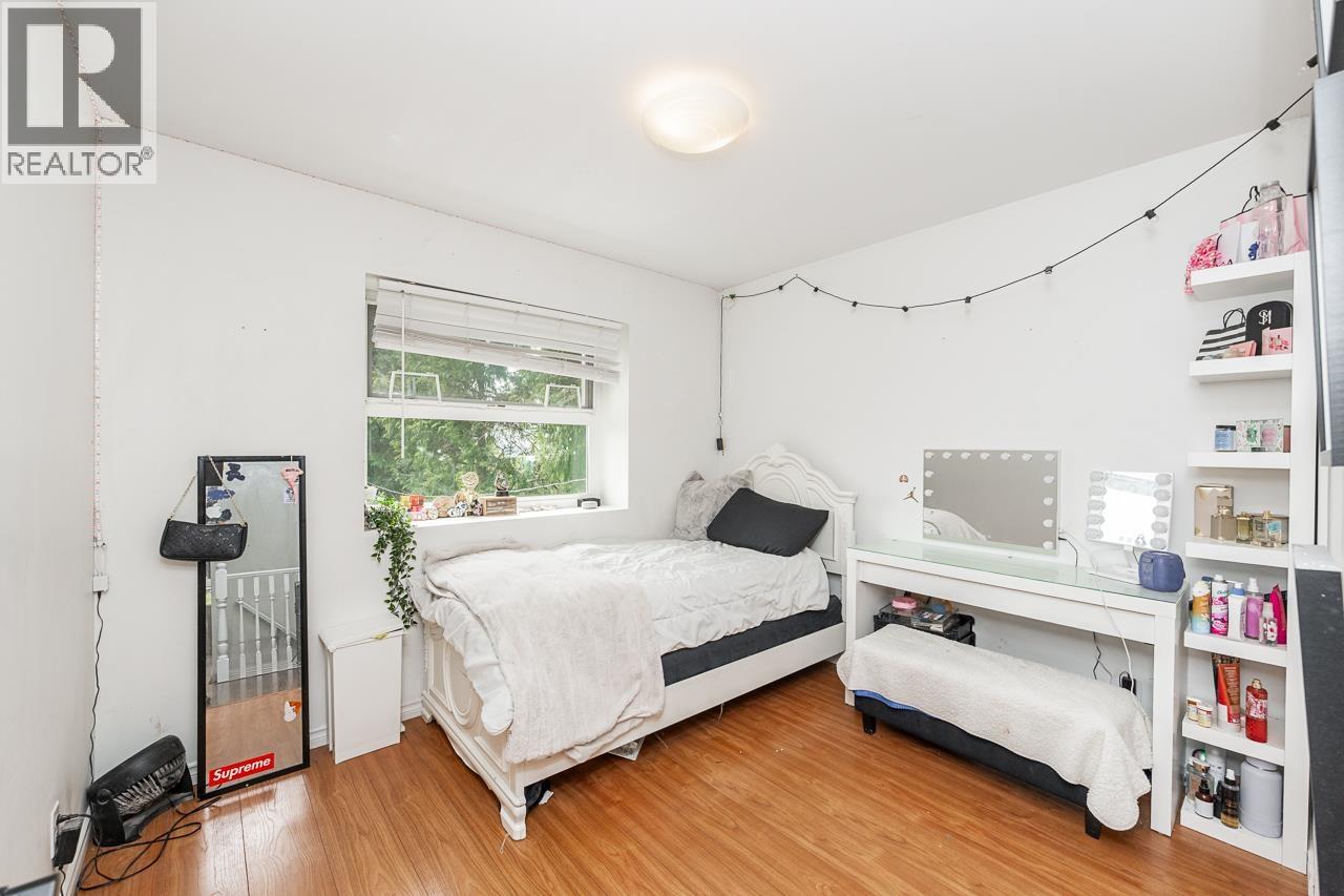 1221 Rochester Avenue Property Photo 15