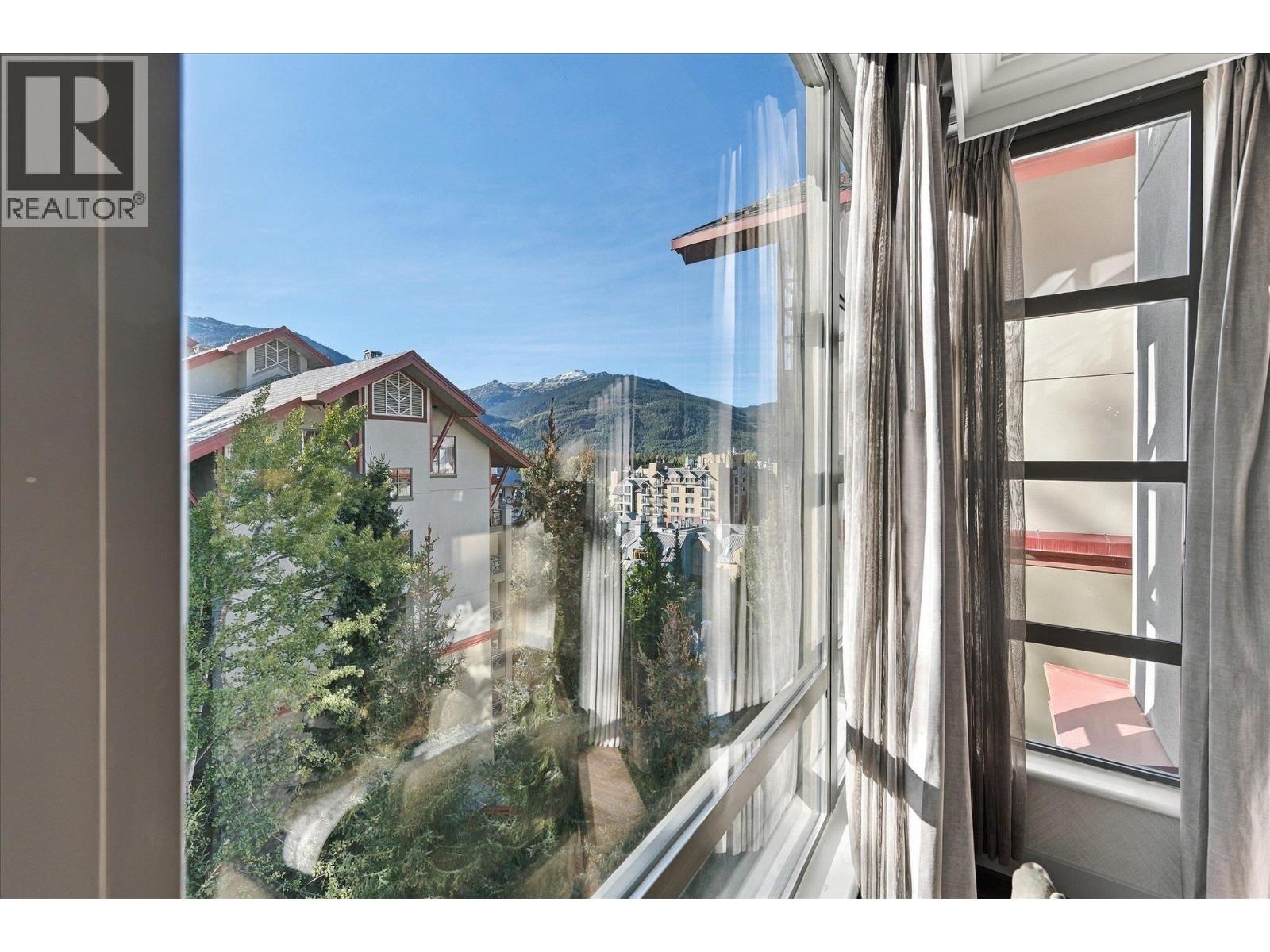 815 4090 Whistler Way Property Photo 14