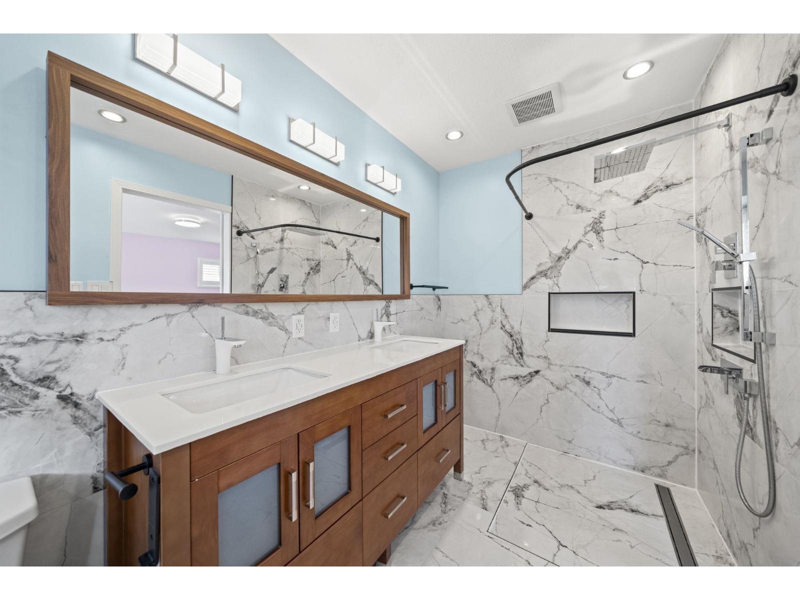 9435 156a Street Property Photo 24