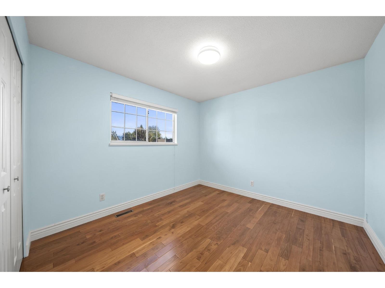 9435 156a Street Property Photo 26