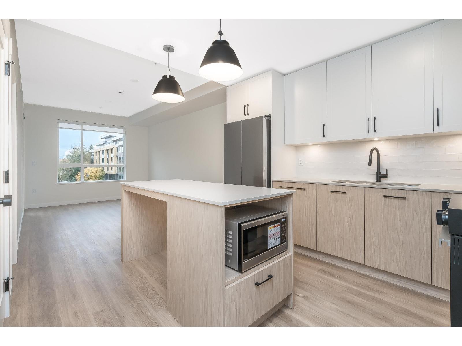 309 27215 Aldergrove Town Centre Drive Property Photo 10