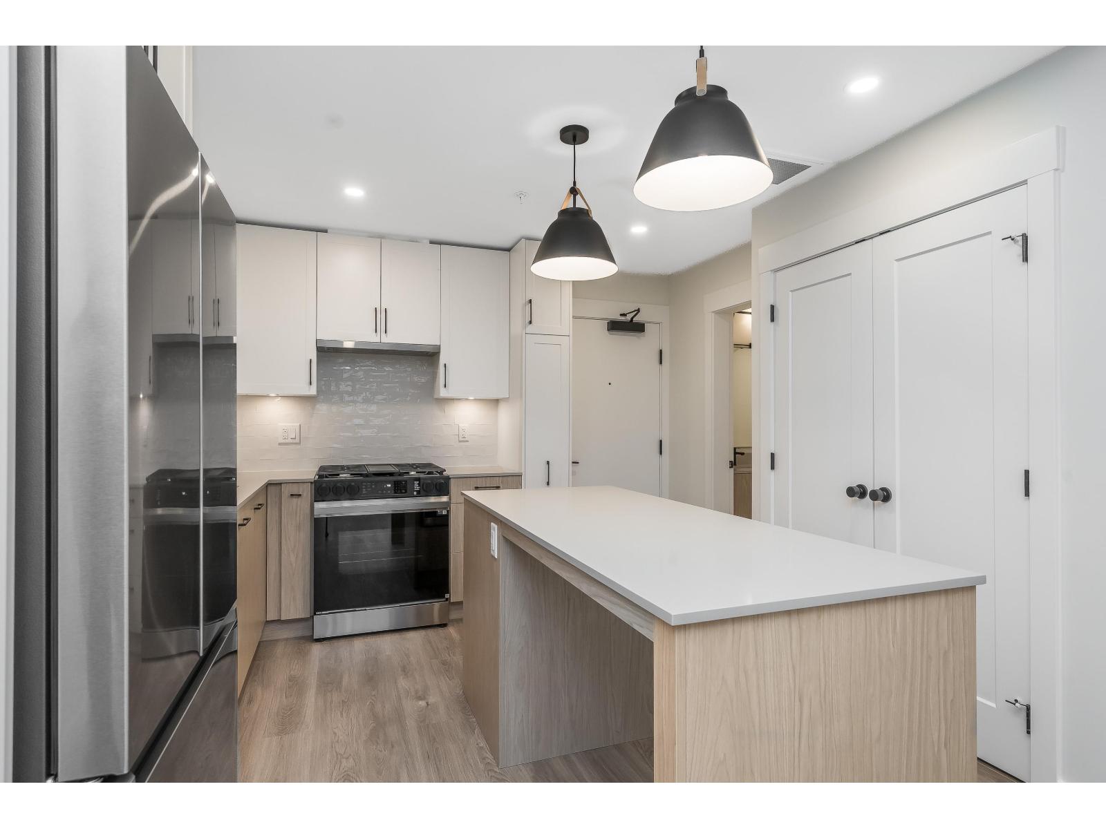 309 27215 Aldergrove Town Centre Drive Property Photo 15