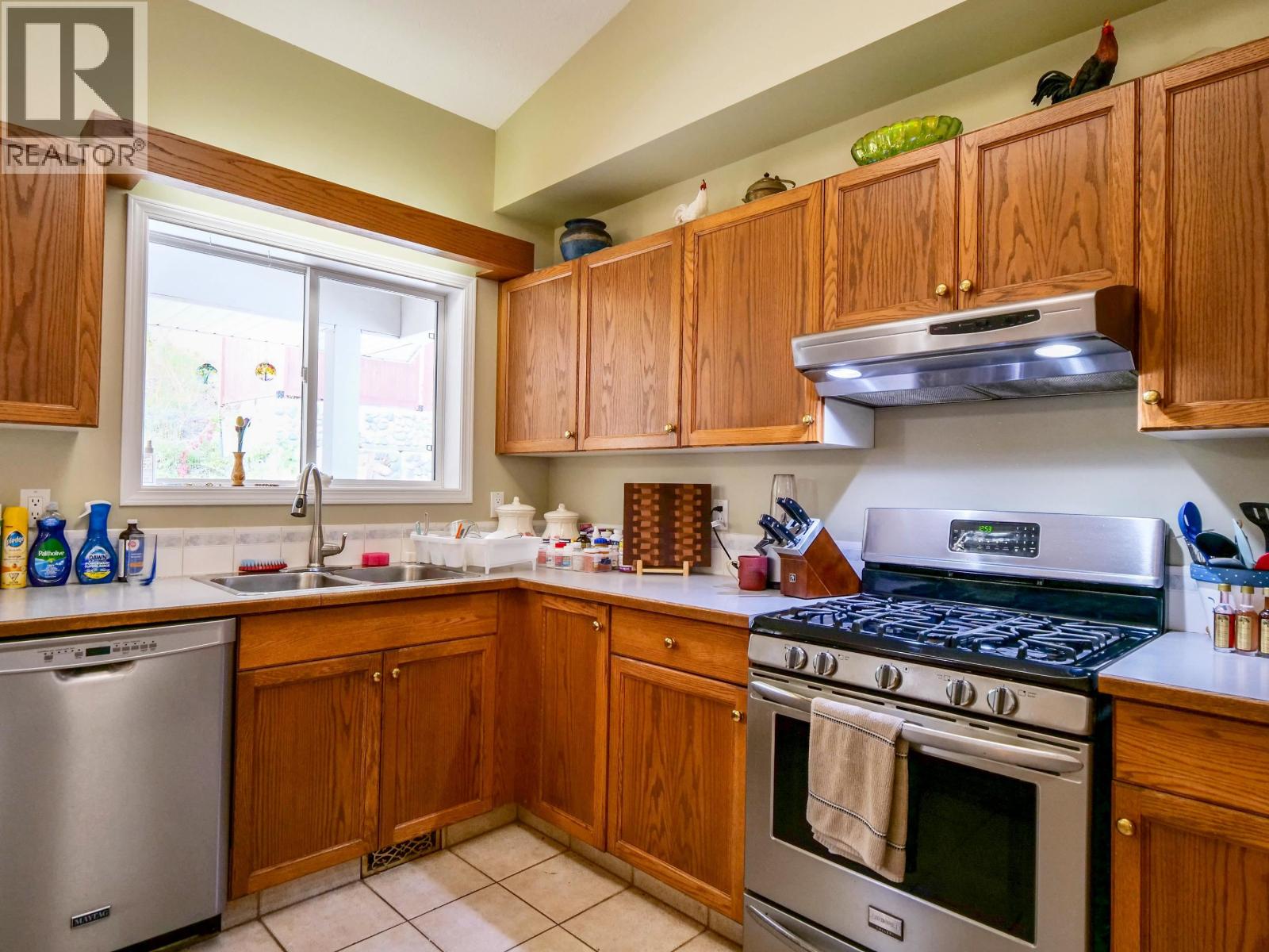 531 Dawson Street Property Photo 12