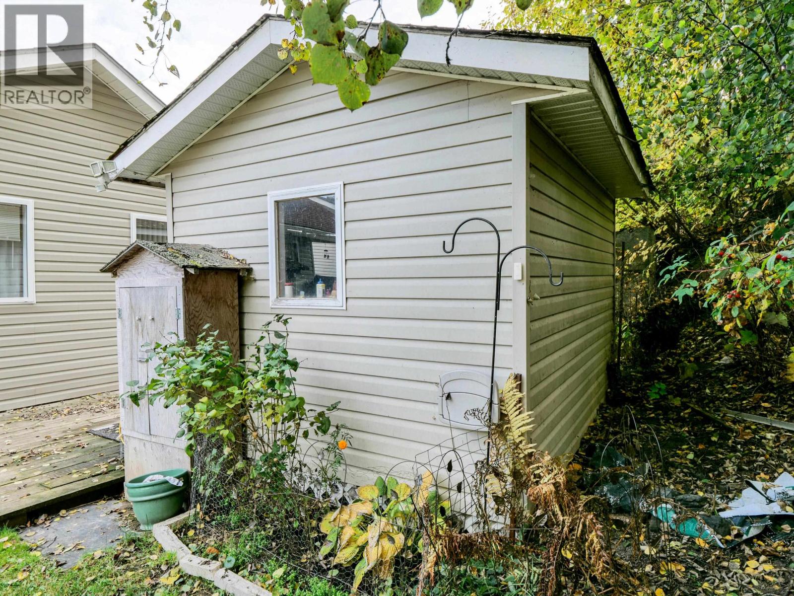 531 Dawson Street Property Photo 37