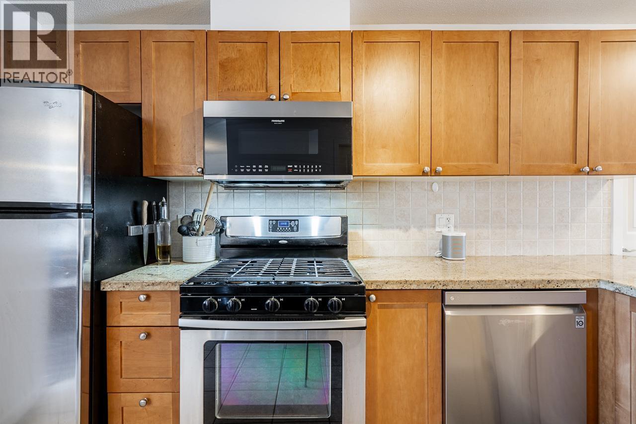 310 2636 E Hastings Street Property Photo 12