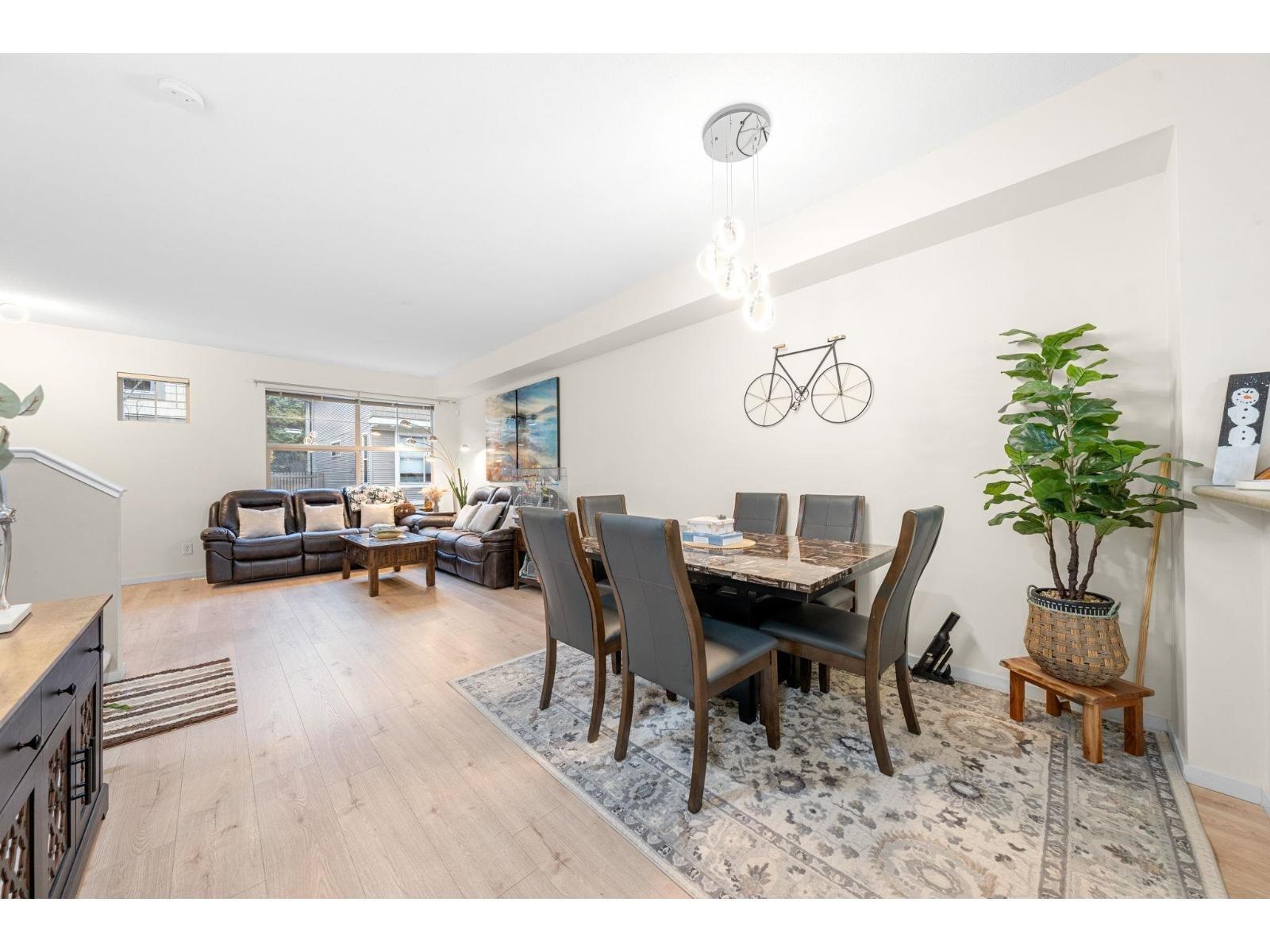 95 15152 62a Avenue Property Photo 11