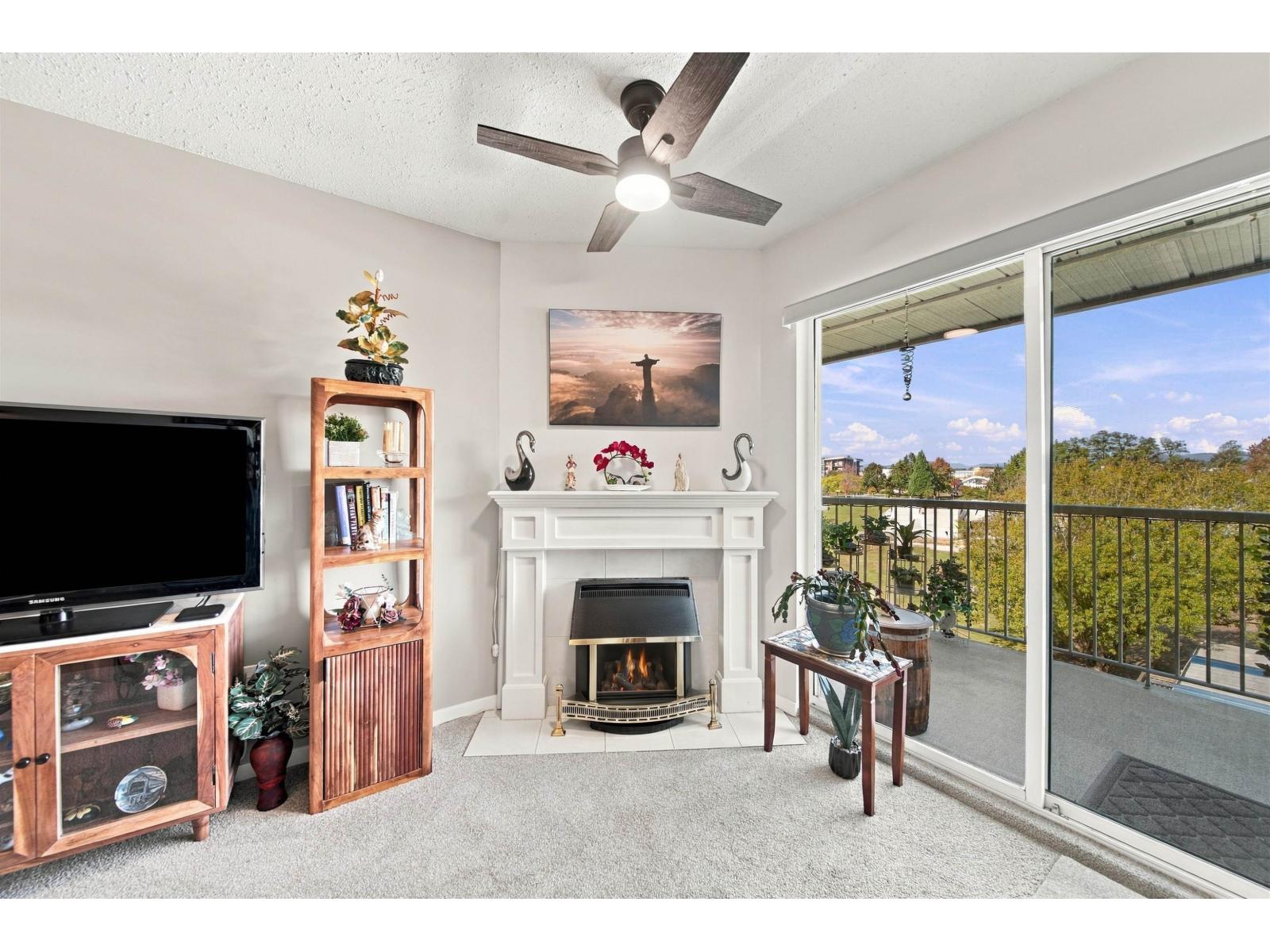 308 5363 206 Street Property Photo 6