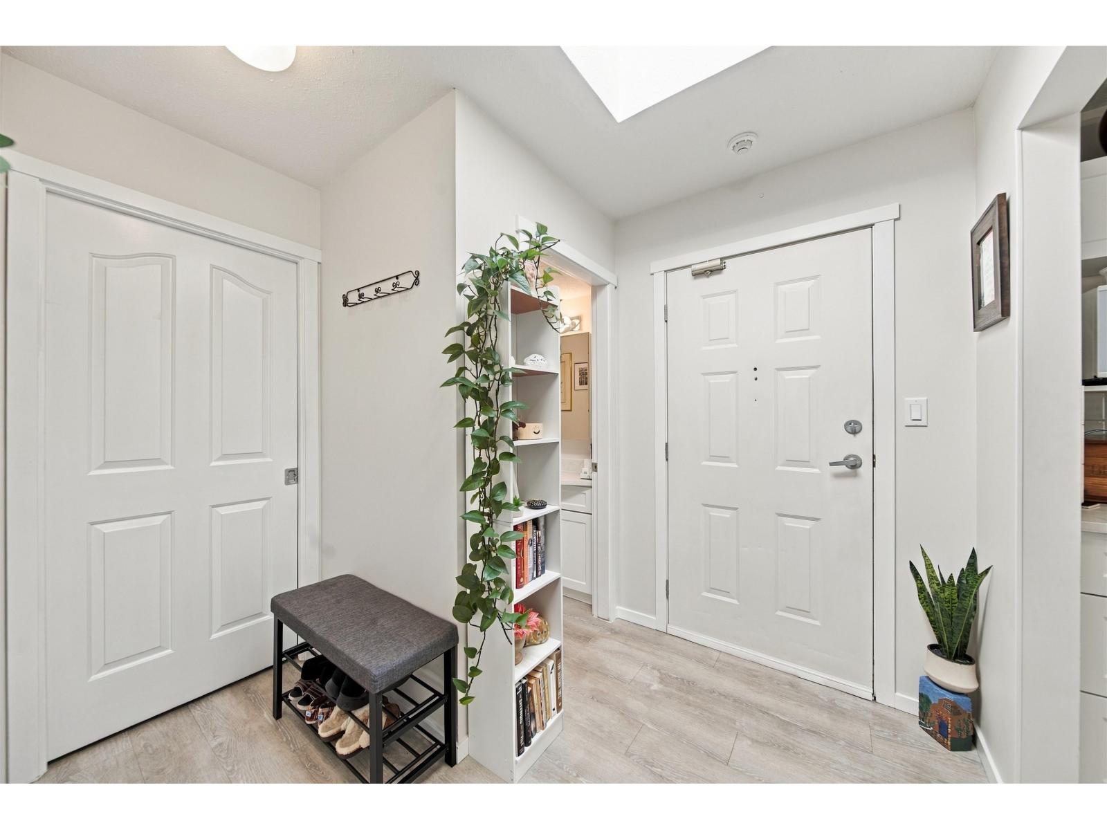 308 5363 206 Street Property Photo 16