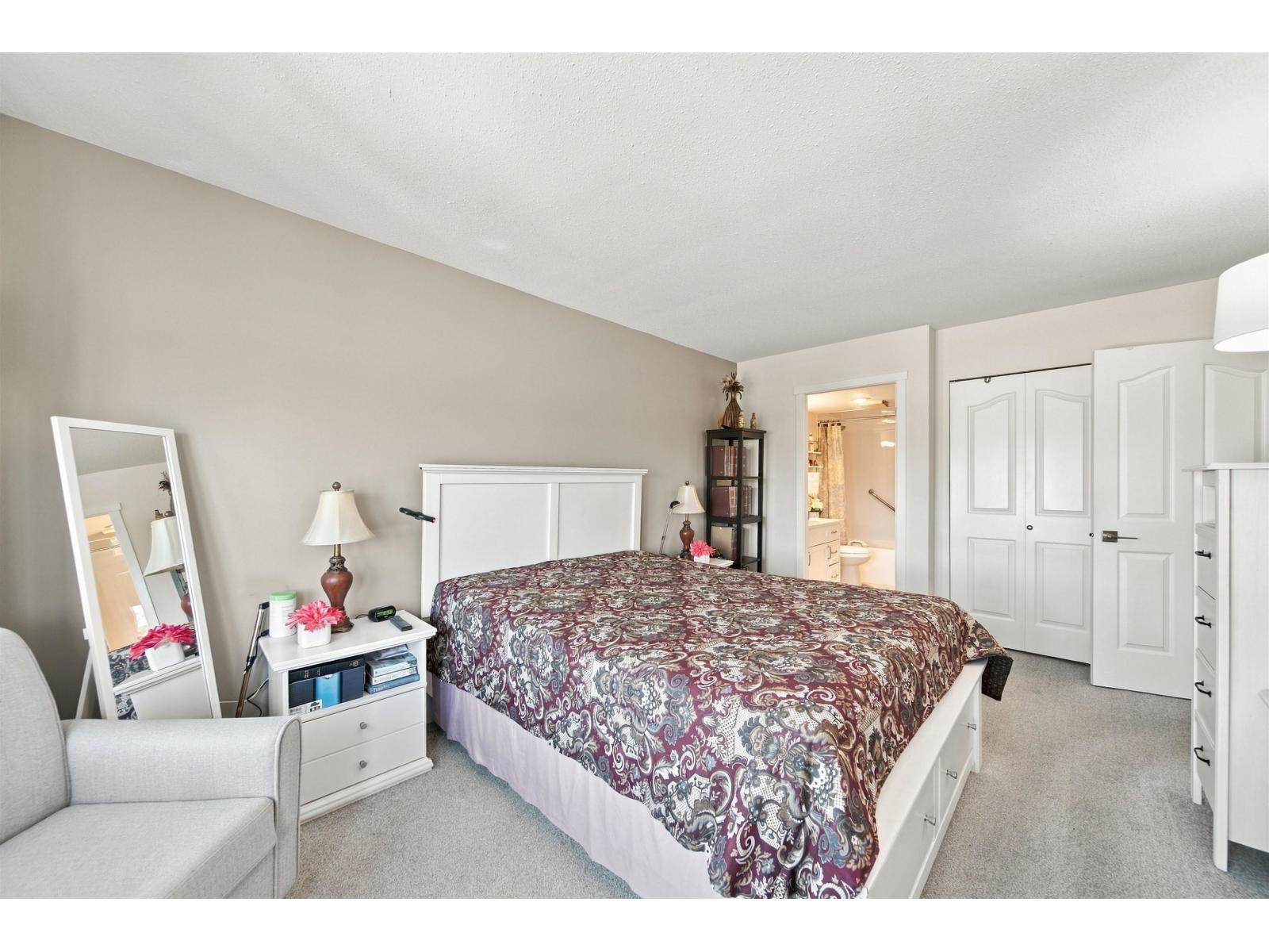 308 5363 206 Street Property Photo 17