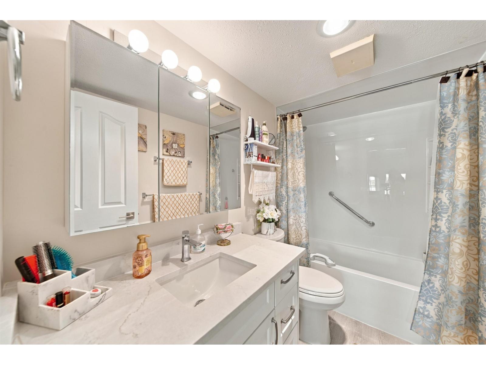 308 5363 206 Street Property Photo 19