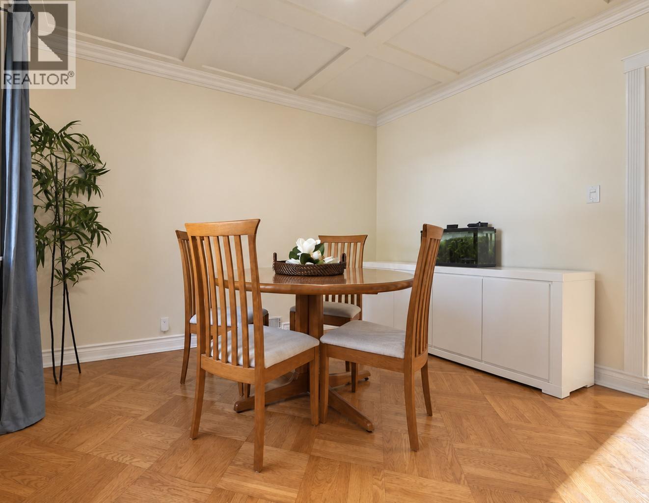1930 Edinburgh Street Property Photo 6