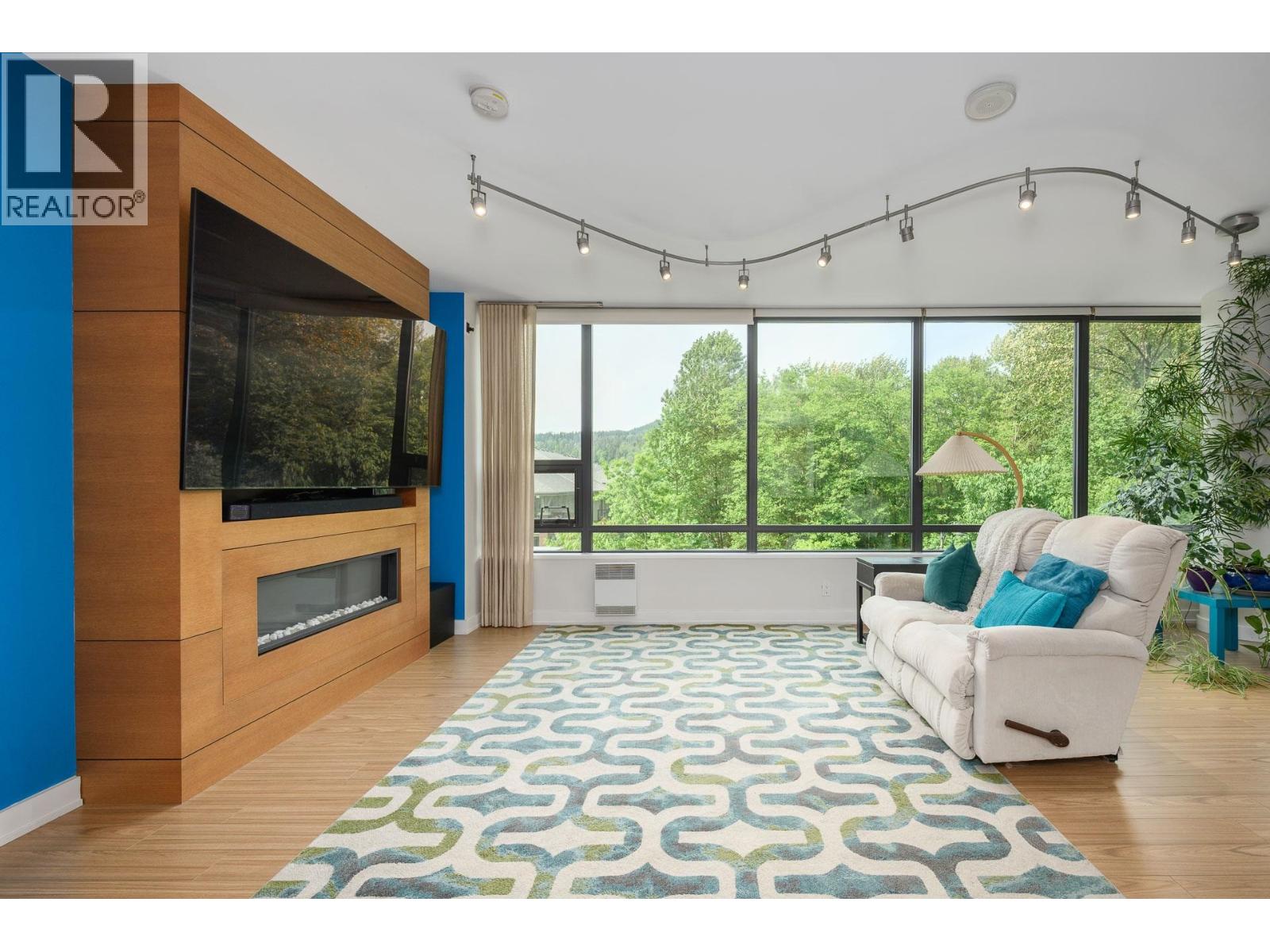 405 301 Capilano Road Property Photo 5