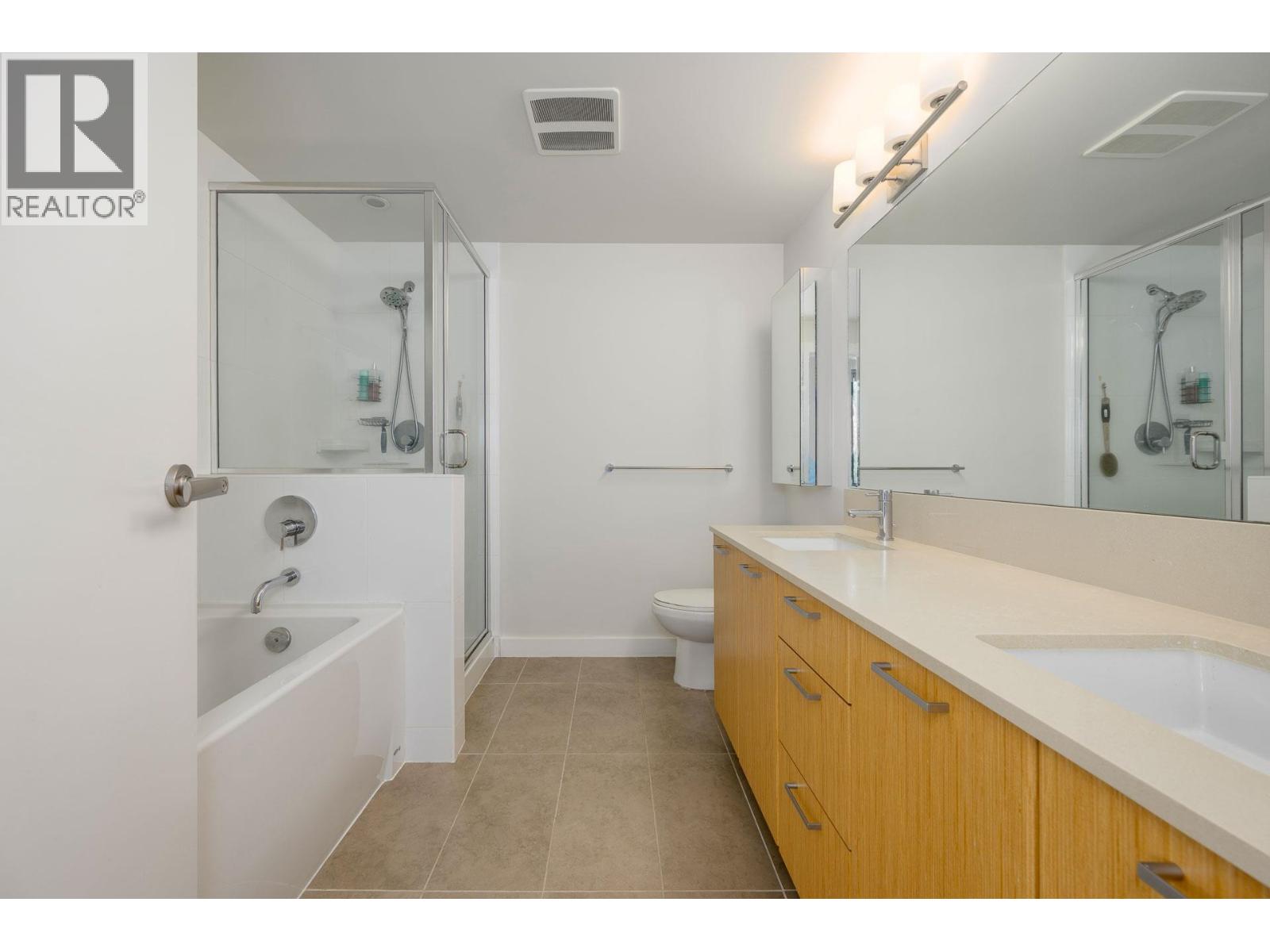 405 301 Capilano Road Property Photo 22