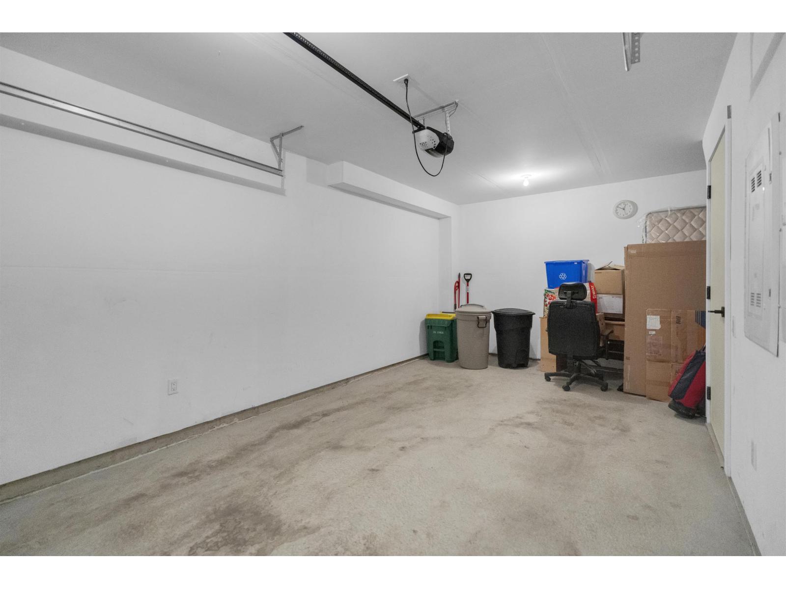 99 17568 57a Avenue Property Photo 19