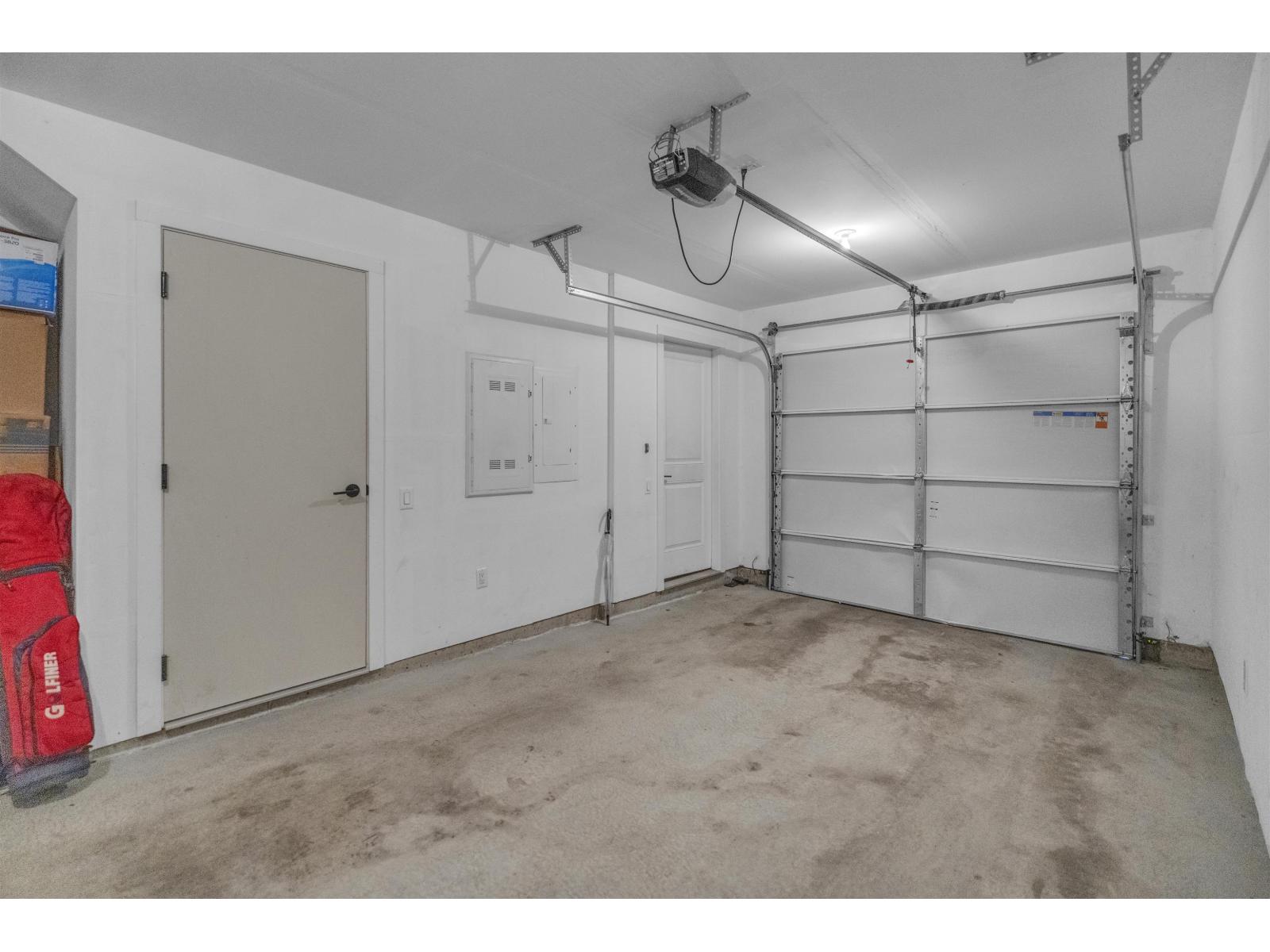 99 17568 57a Avenue Property Photo 20