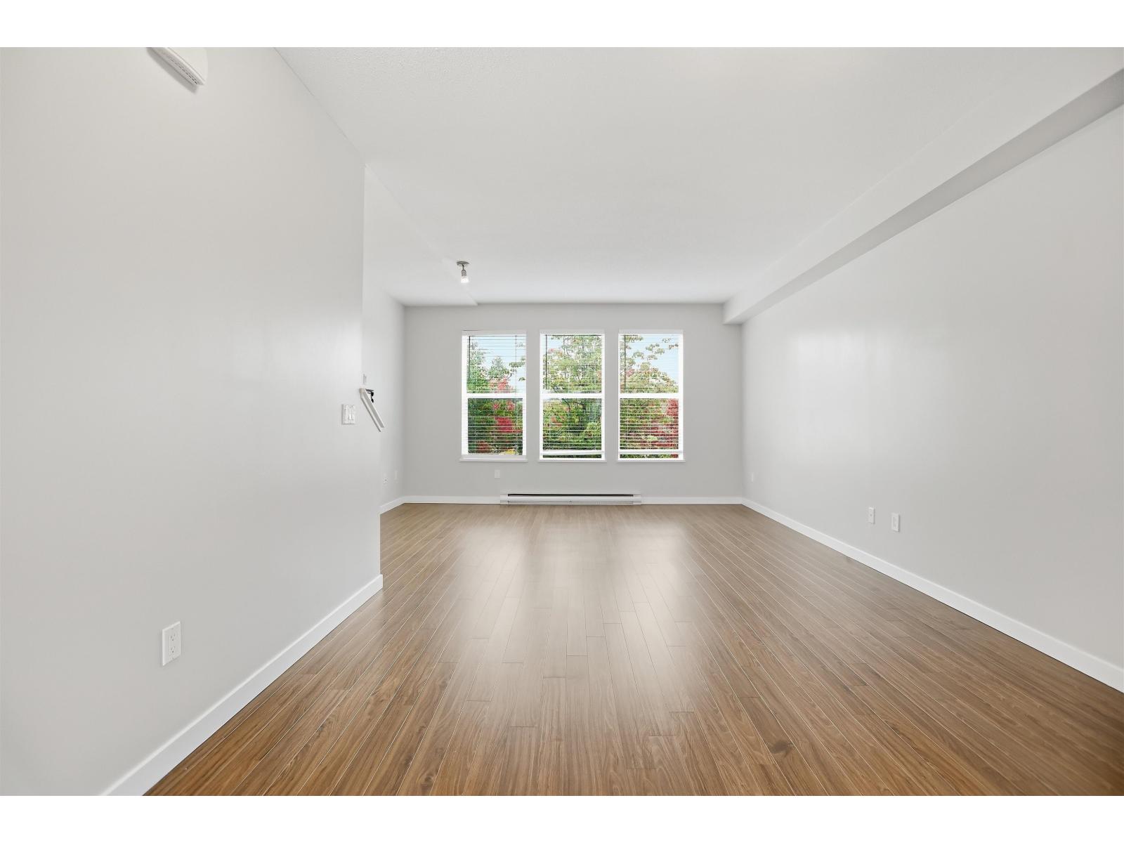 2 10415 Delsom Crescent Property Photo 8