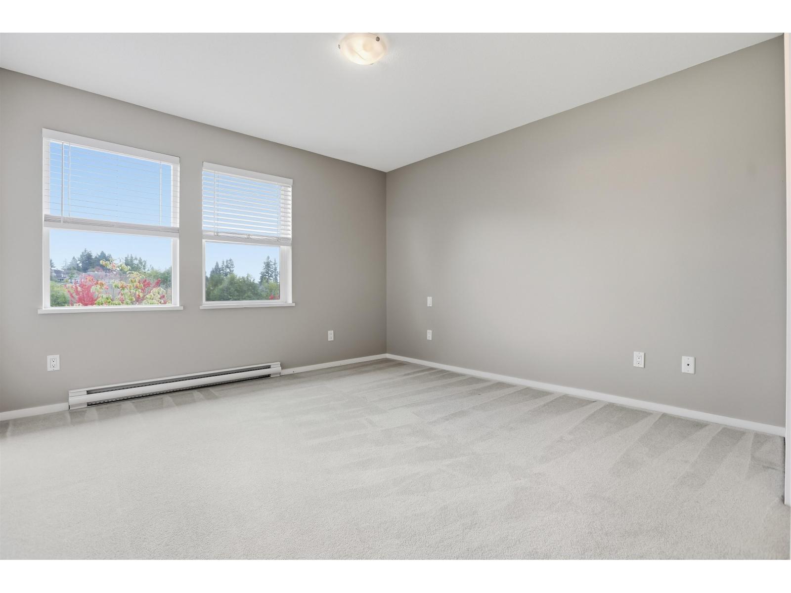 2 10415 Delsom Crescent Property Photo 20