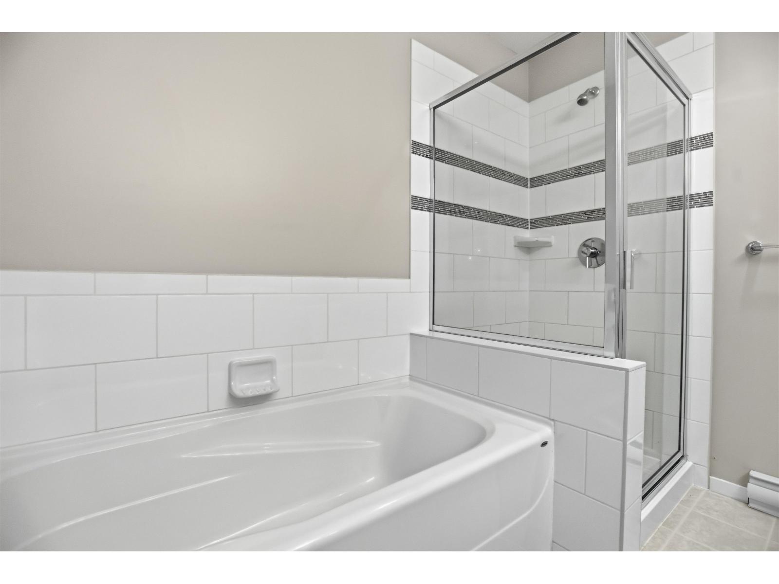 2 10415 Delsom Crescent Property Photo 24