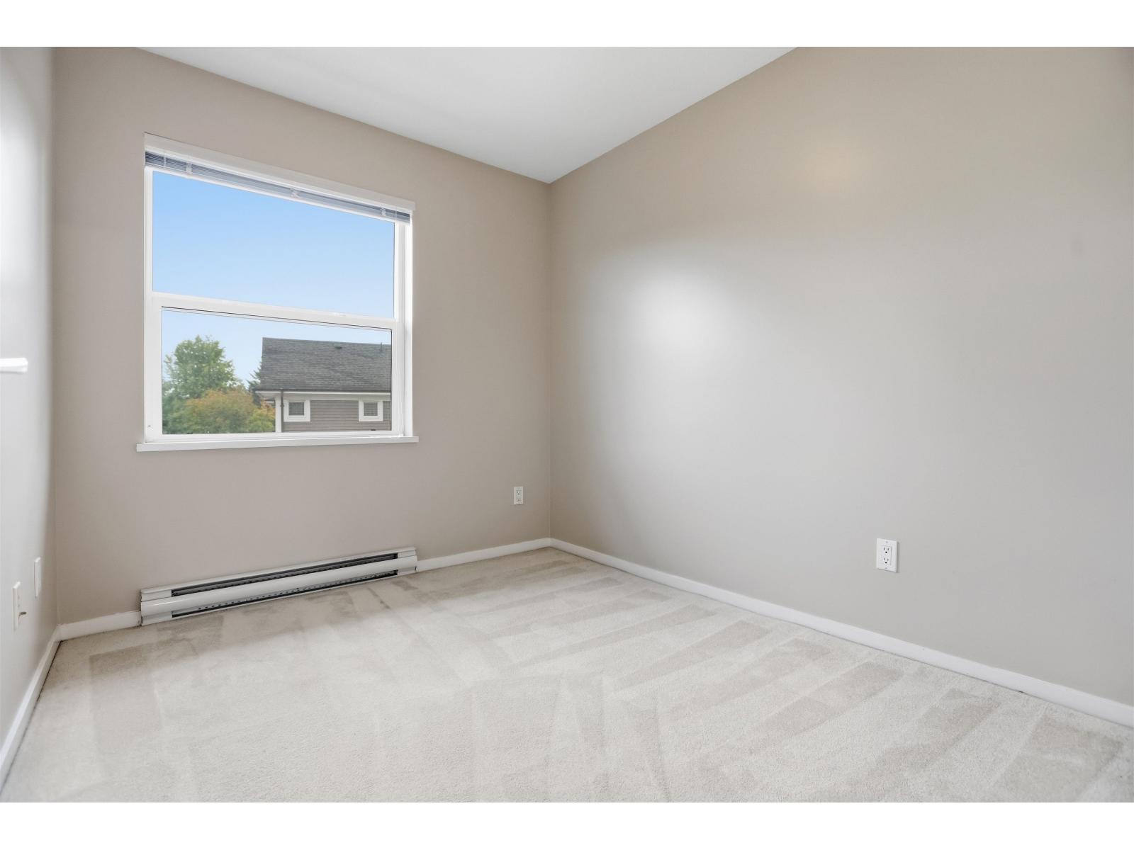 2 10415 Delsom Crescent Property Photo 28