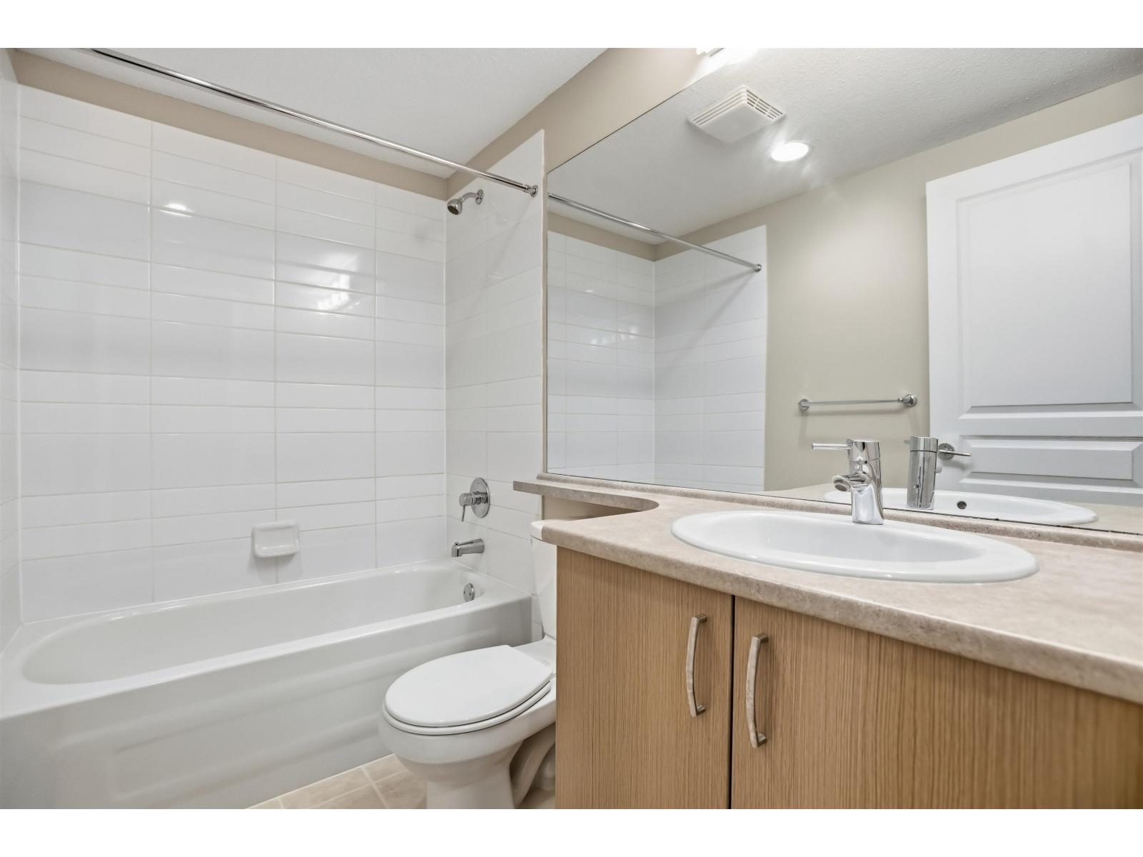 2 10415 Delsom Crescent Property Photo 32