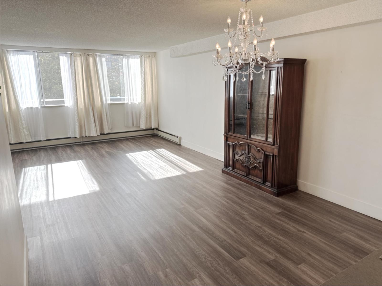 102 11881 88 Avenue Property Photo 3
