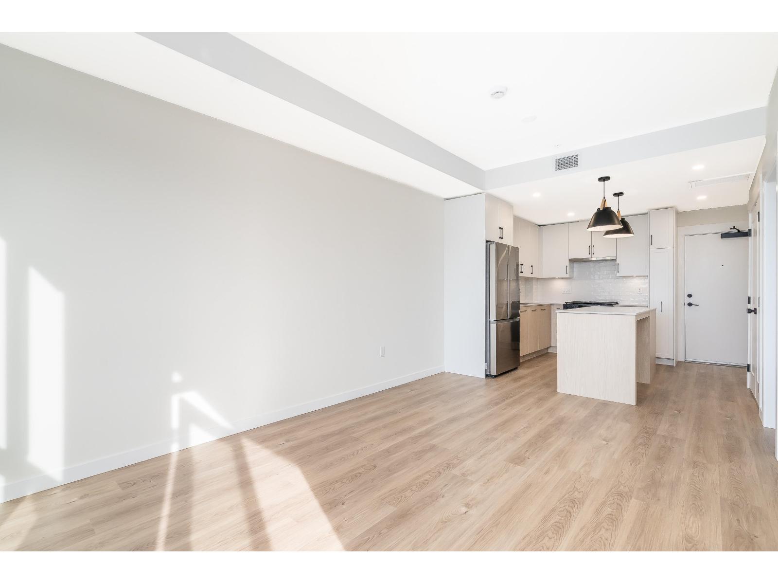 401 27215 Aldergrove Town Centre Drive Property Photo 18