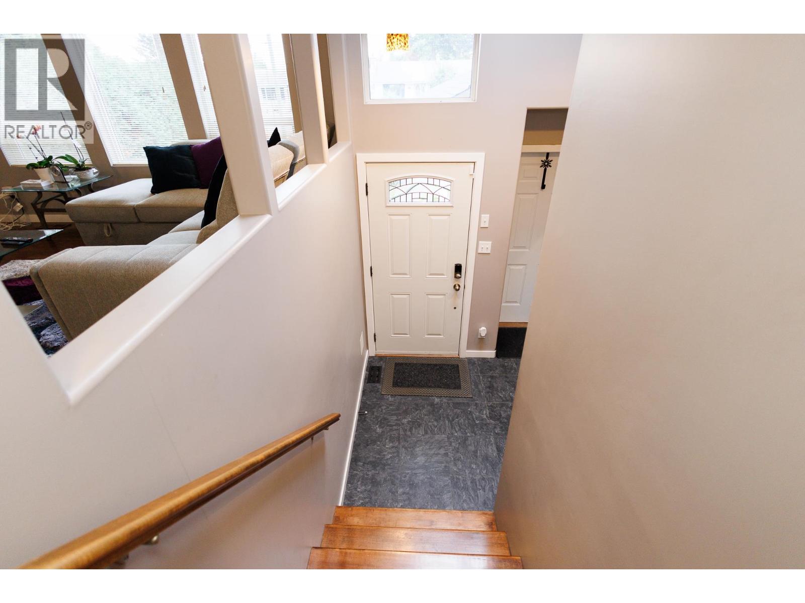 4828 Walsh Avenue Property Photo 17